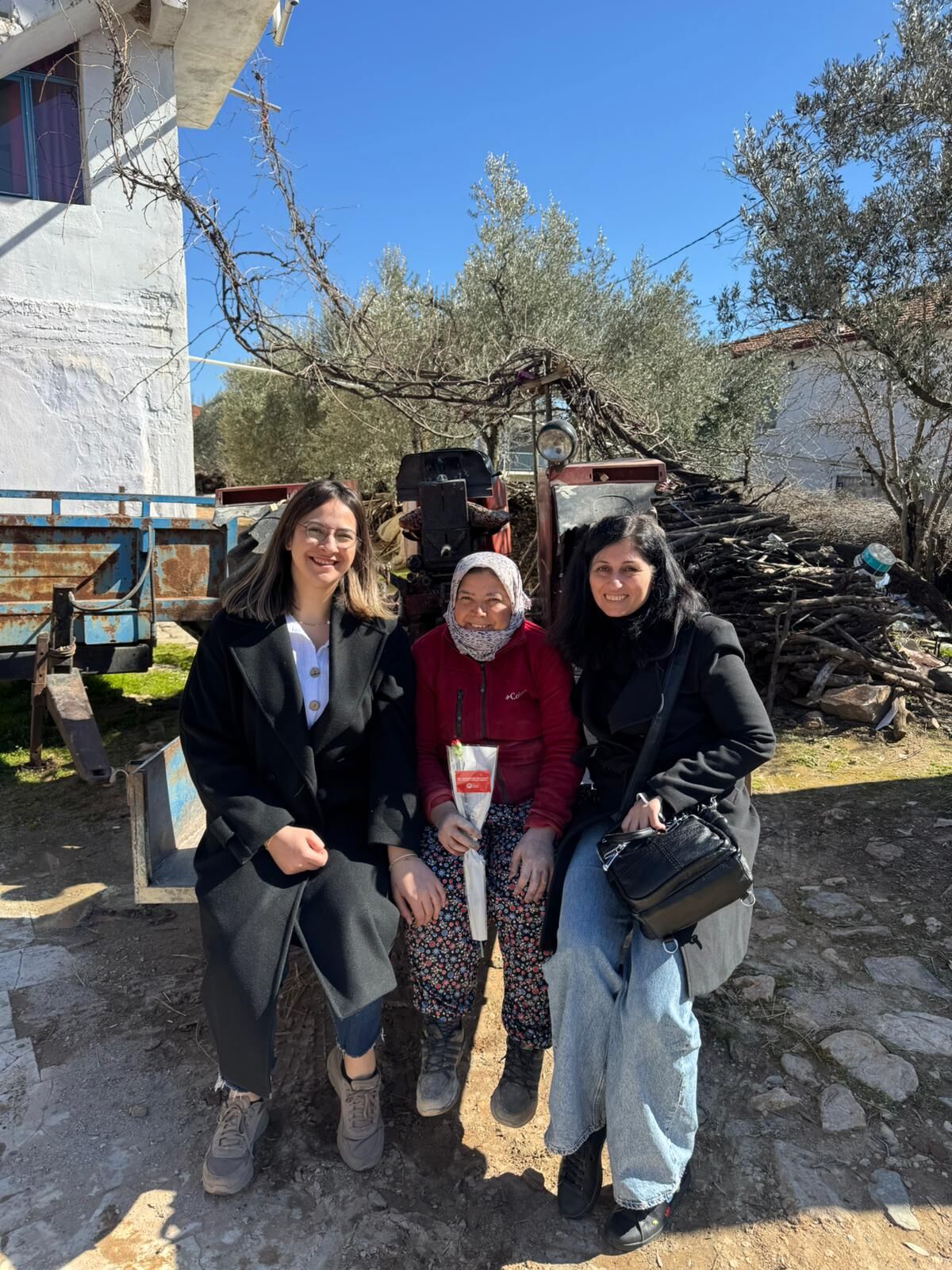 Karacasuda Chpli Kadinlar Gonullere Dokundu 645725 1B5F928C02366Be10F0286Ebef94325F