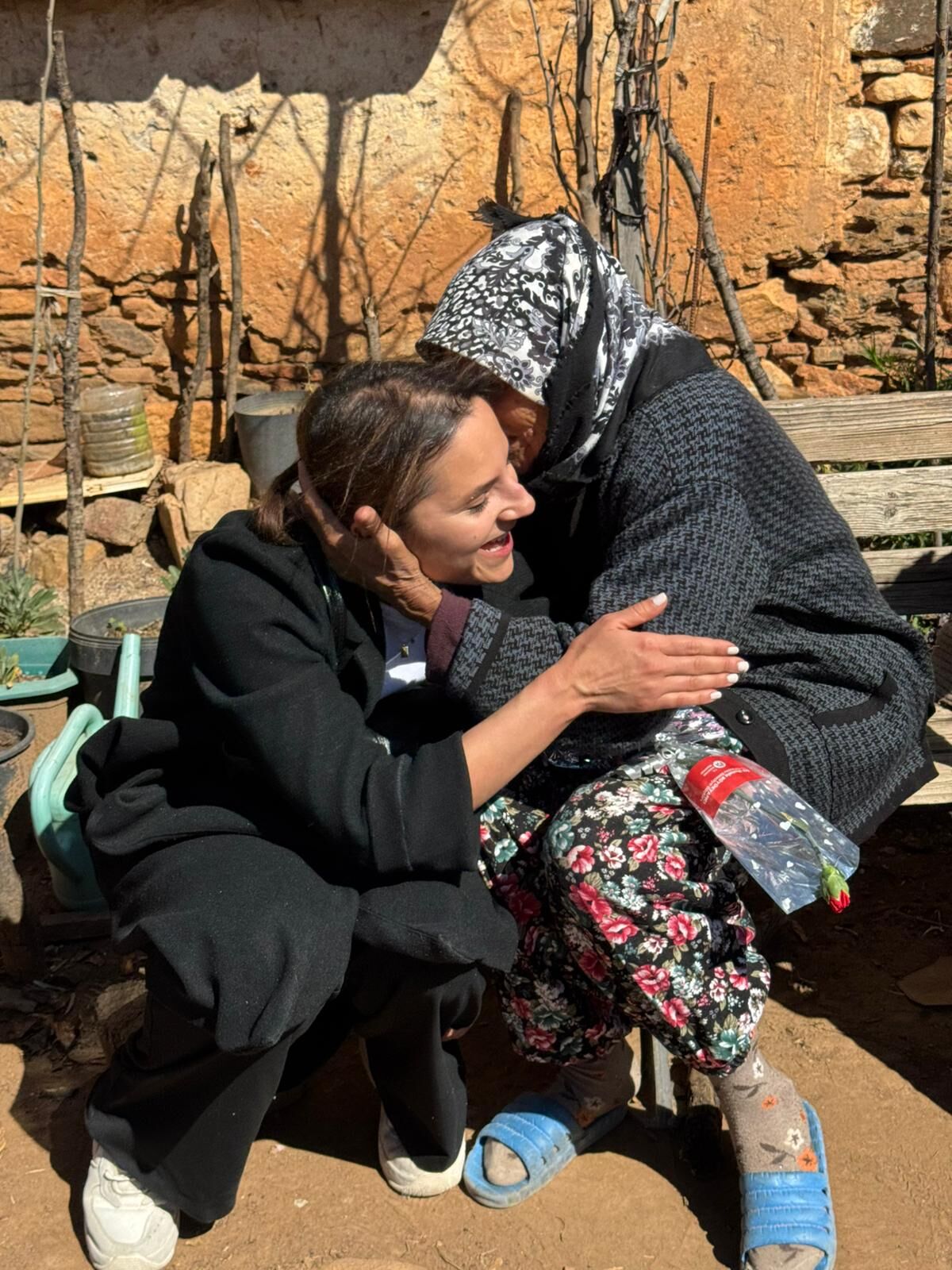 Karacasuda Chpli Kadinlar Gonullere Dokundu 645725 1D021C9606D52A8A6B85B573A32Ccca9