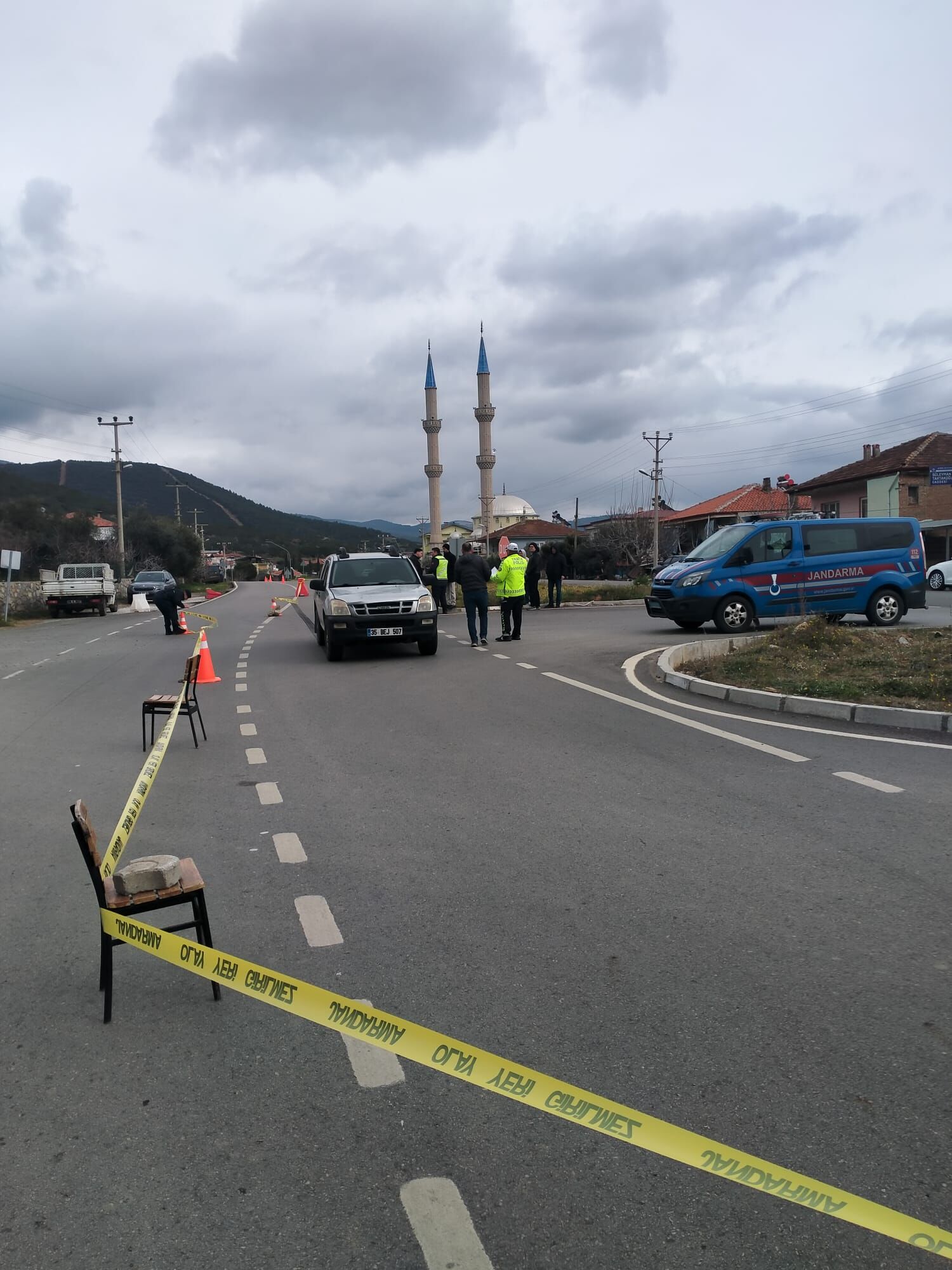 Karacasuda Otomobilin Carptigi Yasli Kadin Agir Yaralandi 648919 F155033F54803A319D13E37Af050A797