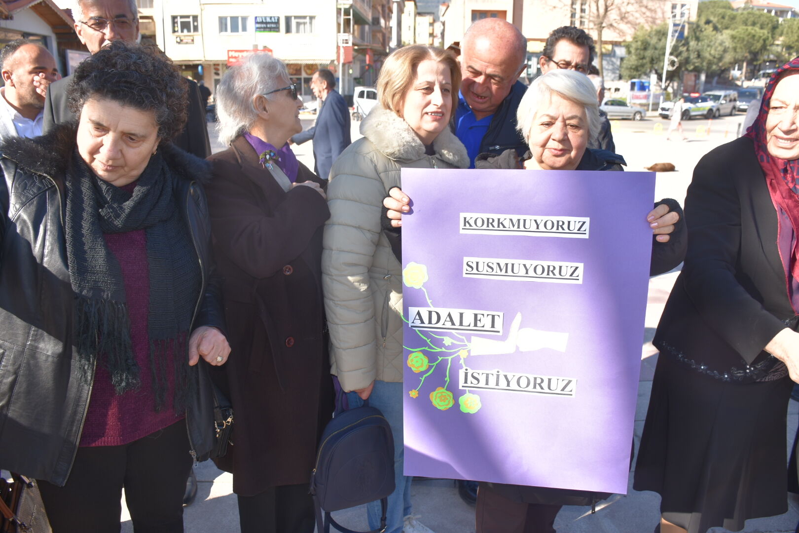 Karacasulu Kadinlar 8 Martta Meydanda Bulustu Kadina Siddet Son Bulana Kadar Mucadele Edecegiz 645302 6188Affd8Db91C7F13F82D0474Fa522C