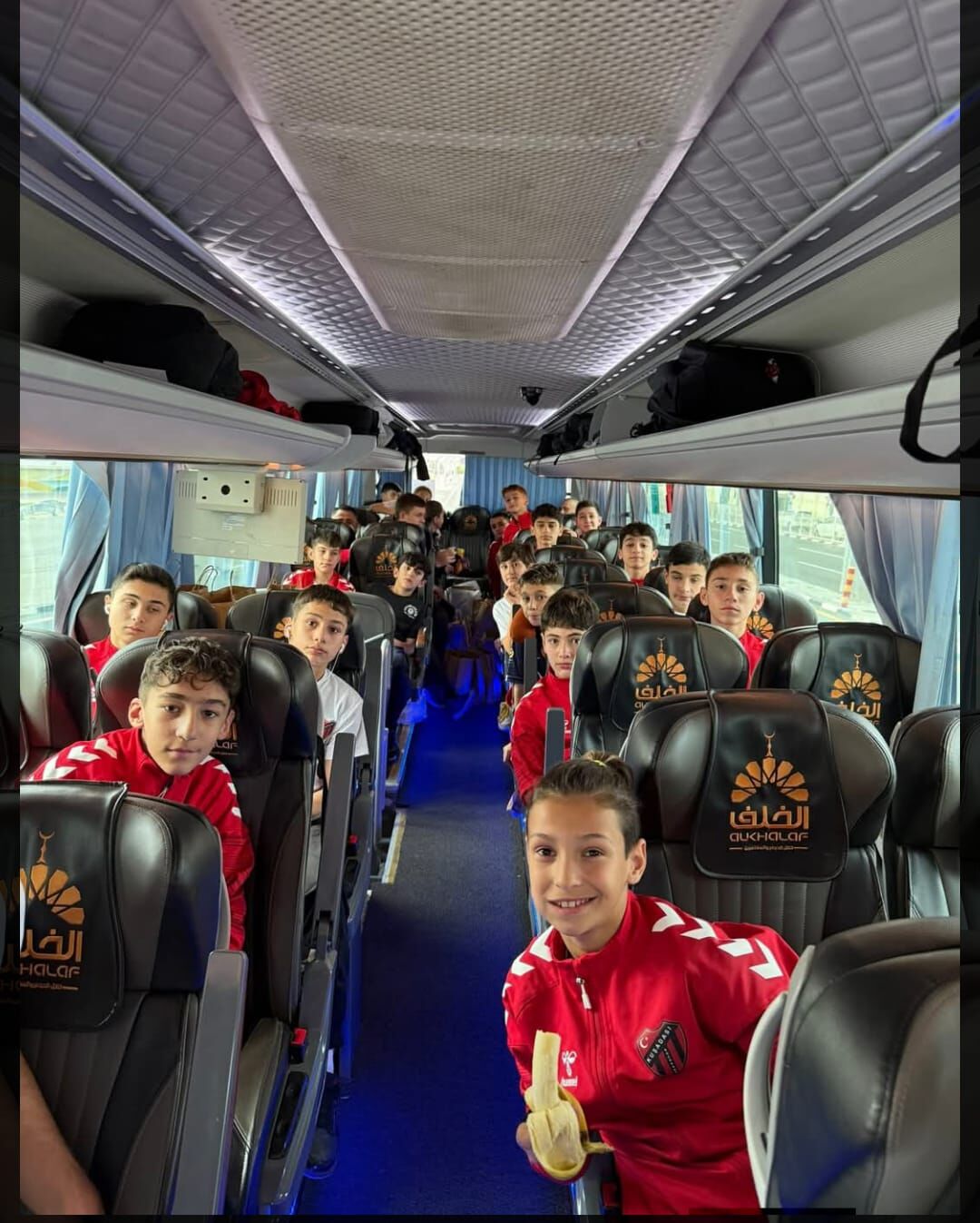 Katarda Mahsur Kalan Kucukadaspordan Sevindiren Haber 645419 806528Def566Cc0E4De40C803043441D