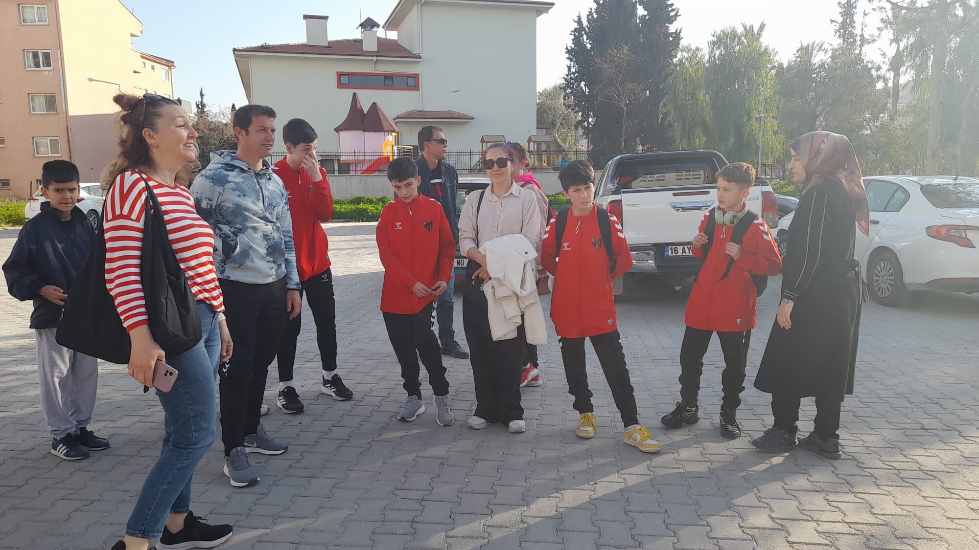 Kucukadaspor Kafilesi Kusadasinda Aileleriyle Kavustu 645764 9D87D326Ea2B6007474095E311Fc3Ad7