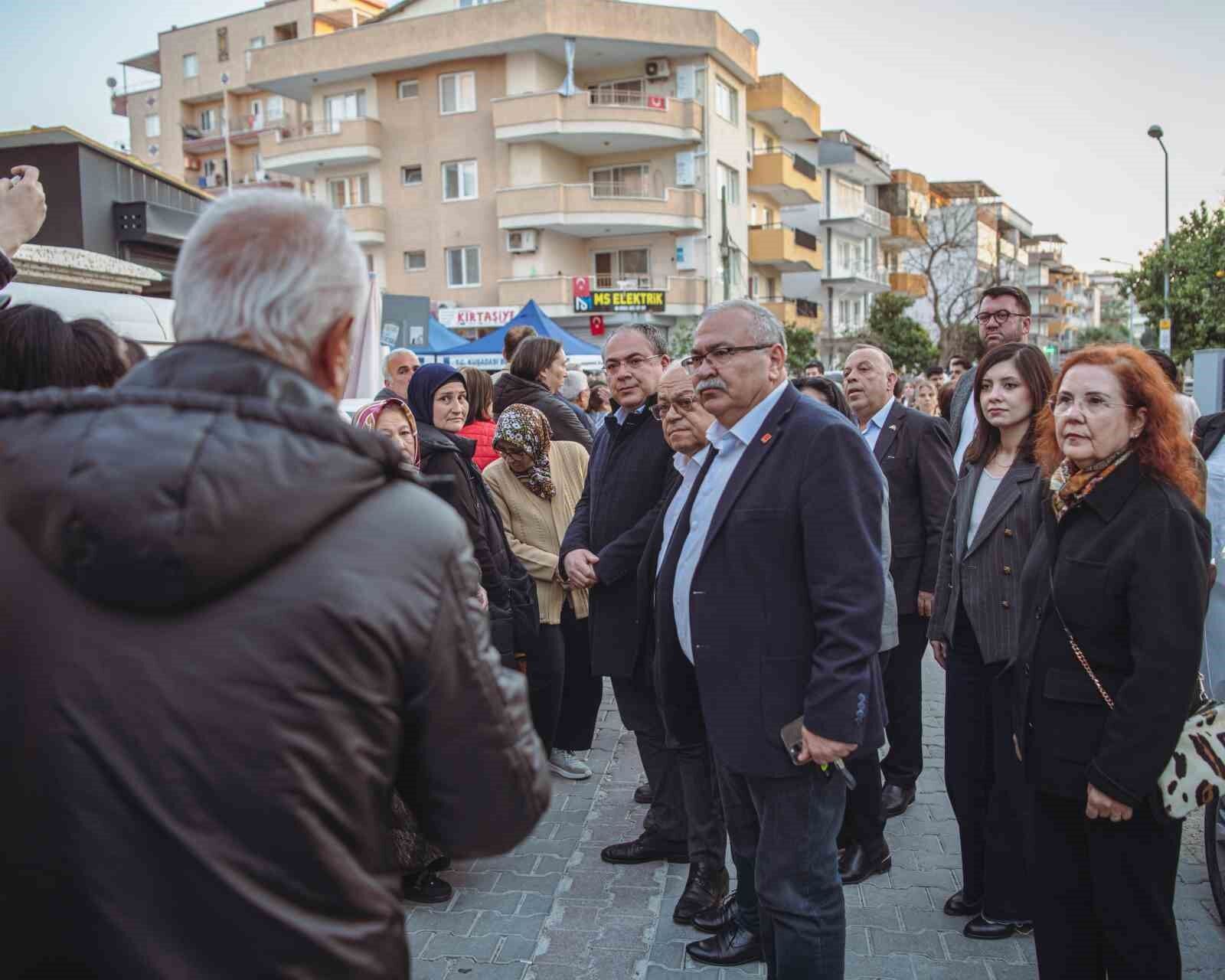 Kusadasi Baskan Gunel Icin Tek Yurek Oldu 9E51Beaa7D7A84837Be21Fdc10E5F372