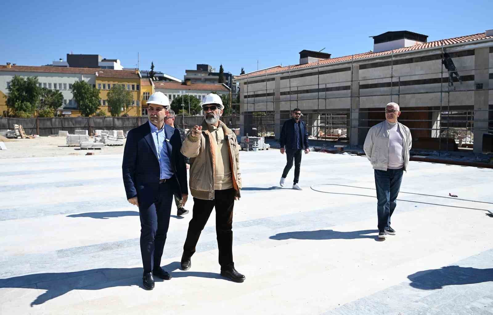 Kusadasi Kent Meydaninda Calismalarda Sona Gelindi 503Decc7930E62Fbaa1053Bf1C15E736