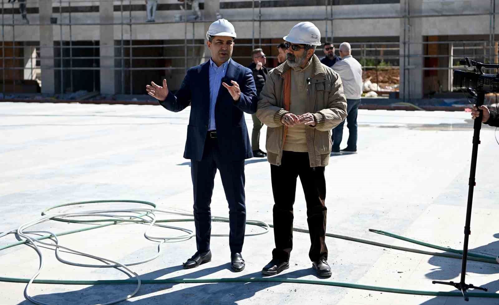 Kusadasi Kent Meydaninda Calismalarda Sona Gelindi 5E2720C02272A764Ffc1261470Dedf79