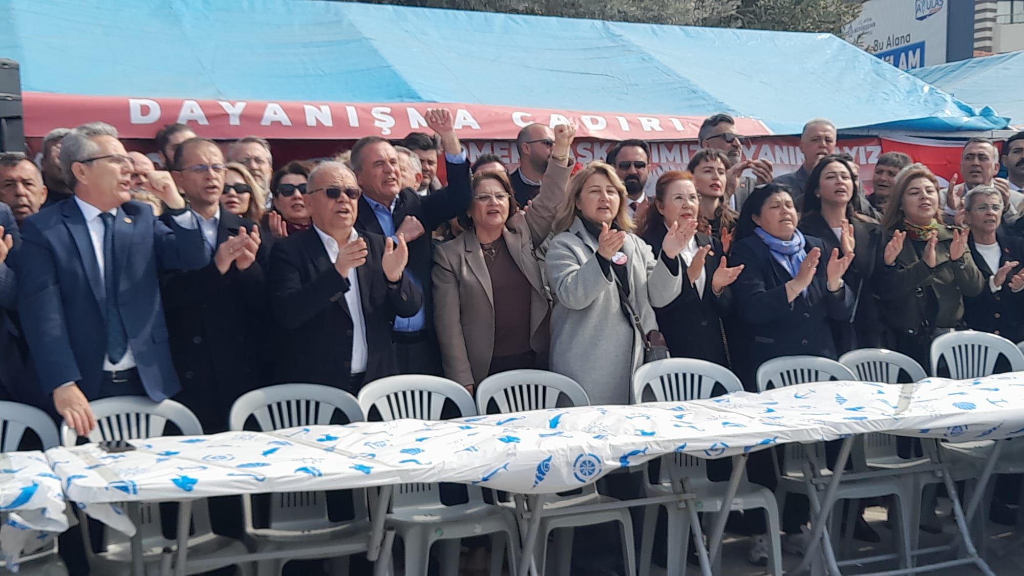 Kusadasi Ve Aydin Adalet Ve Dayanisma Cadirinda Bulustu 648657 A0032814E02Adf7Ecb90D22B20D4156B