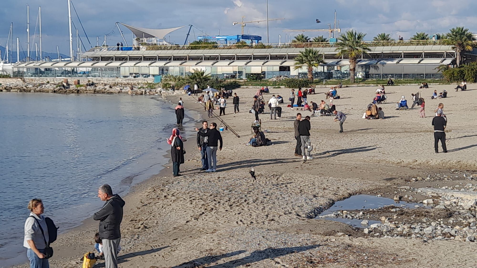 Kusadasinda Arefe Gunu Yogunlugu Sevindirdi 648578 Fe57C919B15Dcdd45E6F6E266899Bd22