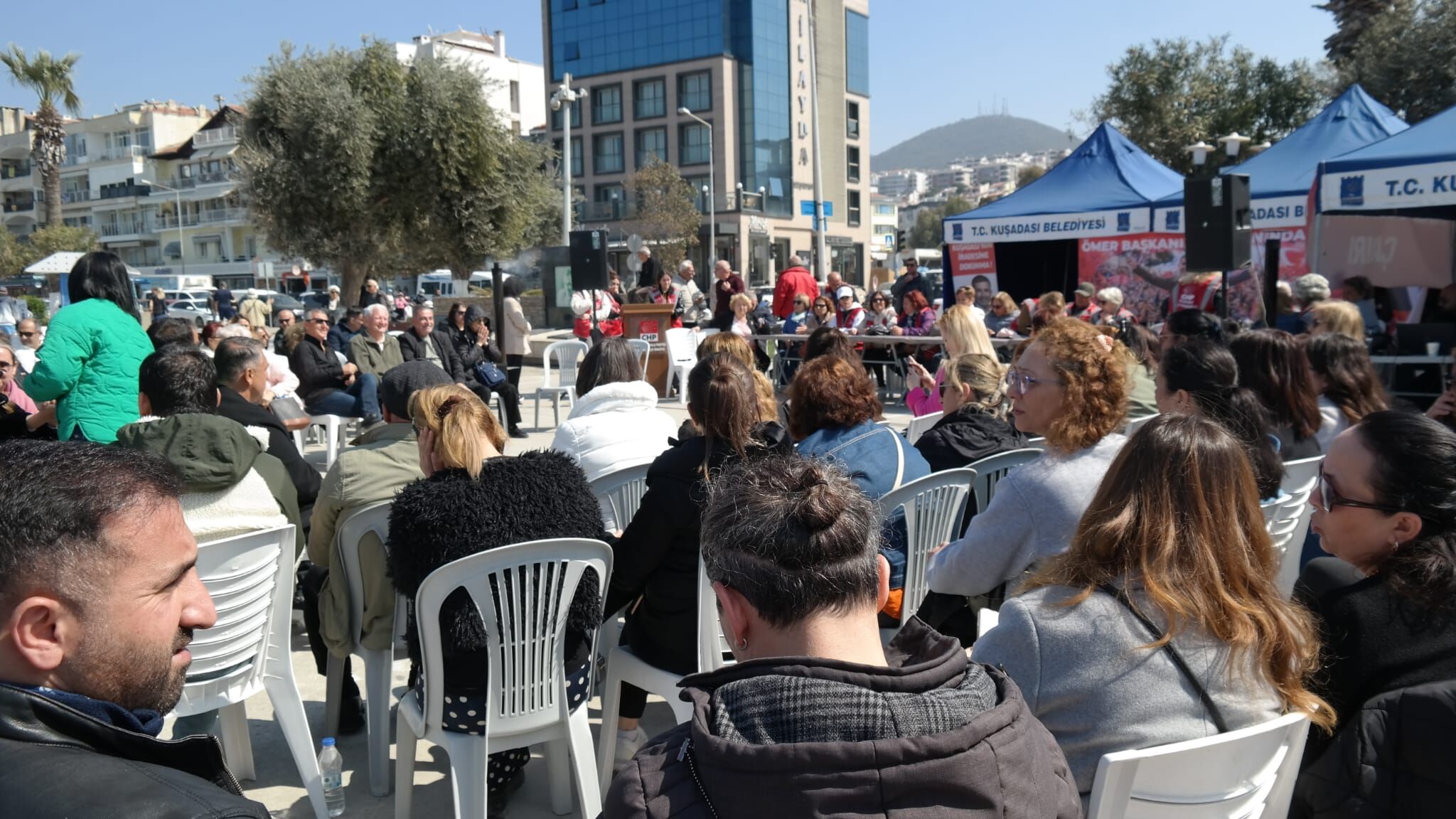 Kusadasinda Heyecanli Bekleyis Devam Ediyor 647625 B8E886944D04E3Fb912E986415De9E4D