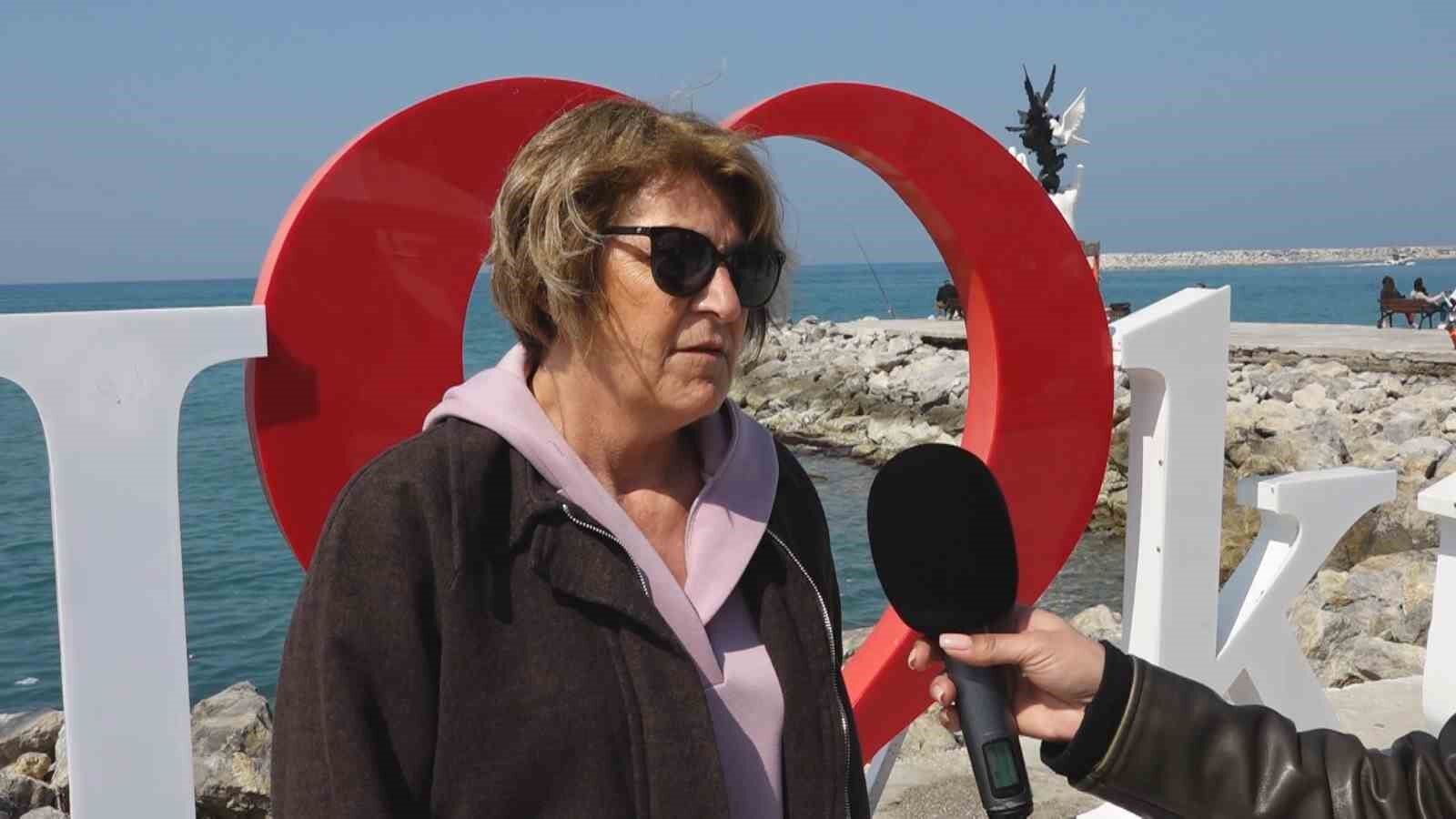 Kusadasinda Vatandaslardan Baskan Gunele Destek 94Ca725F8B4C5Dc864Ba5193Fc4875Bd