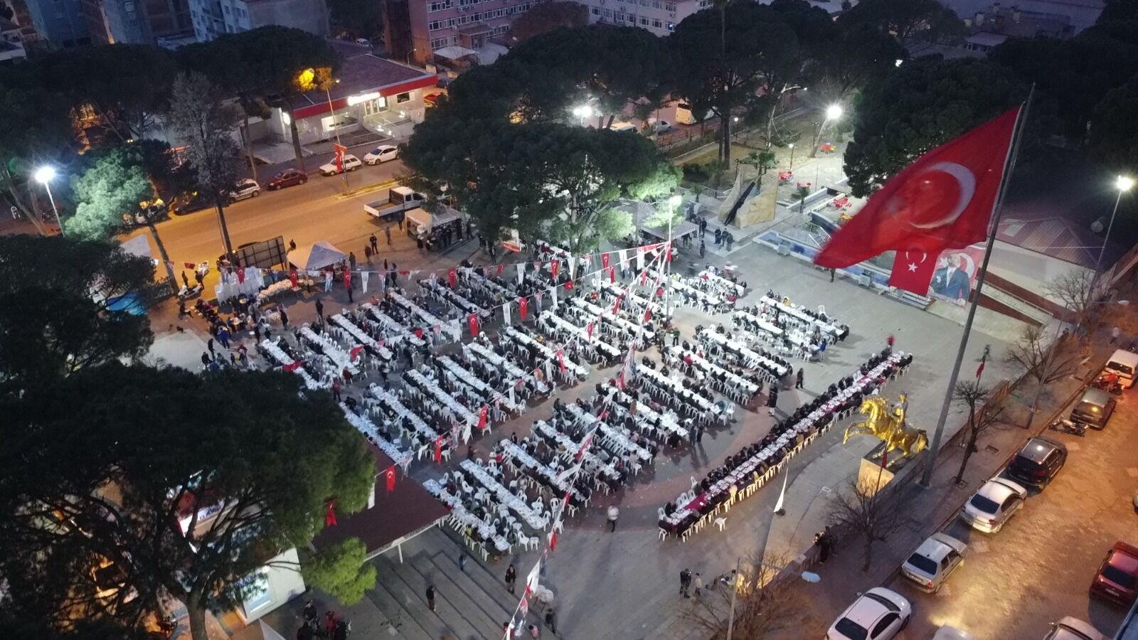 Kuyucak Belediyesinden Genis Katilimli Iftar Binlerce Kuyucakli Gonul Sofrasinda Bulustu 647408 322F0Bac5Bf84C90Dd00B28Addd424B4