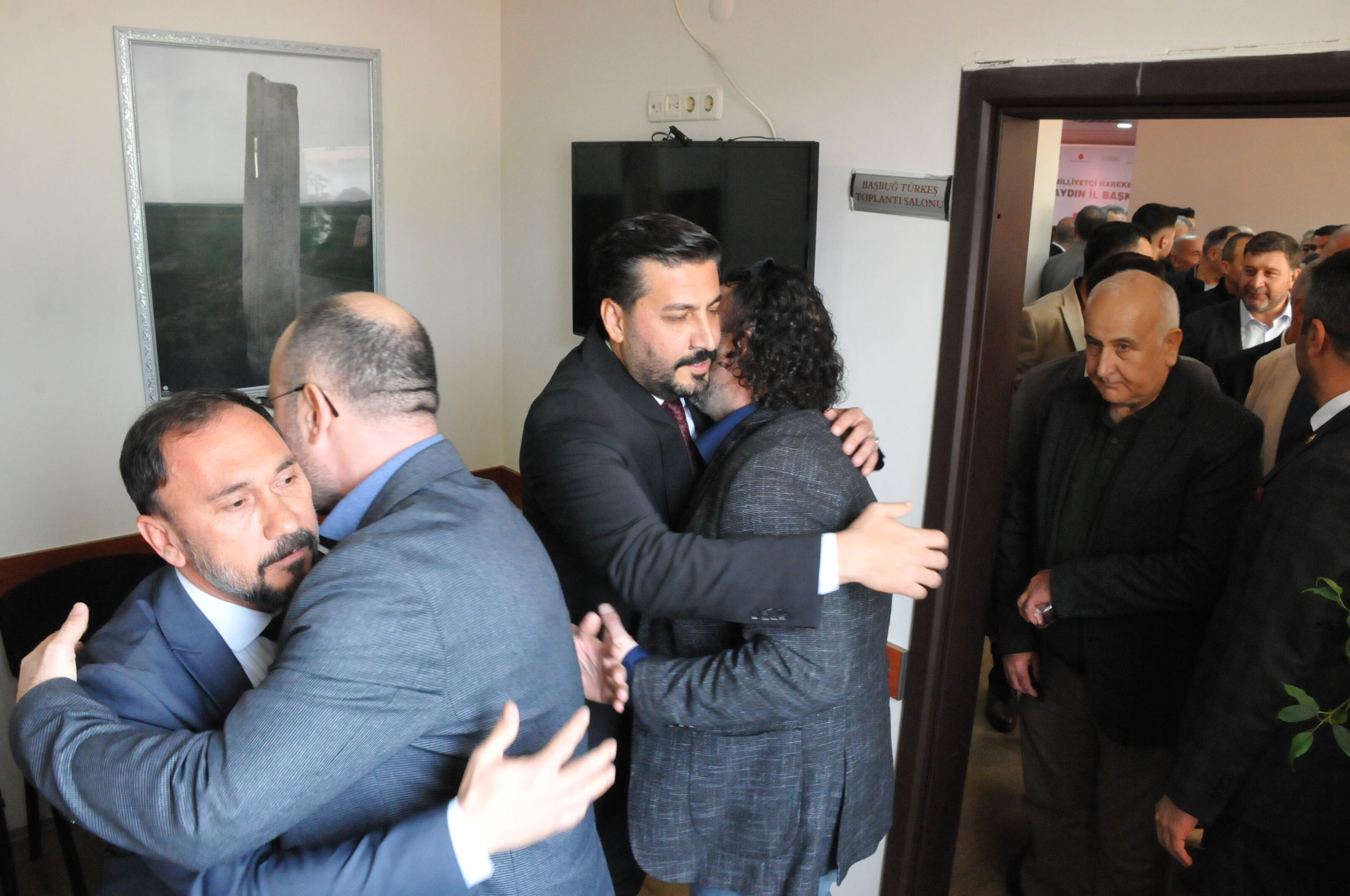 Mhp Aydin Il Teskilati Bayramlasti Cihangiroglu Dimdik Ayaktayiz 648800 F65371A3A8423863C8807D1397E77Cc0