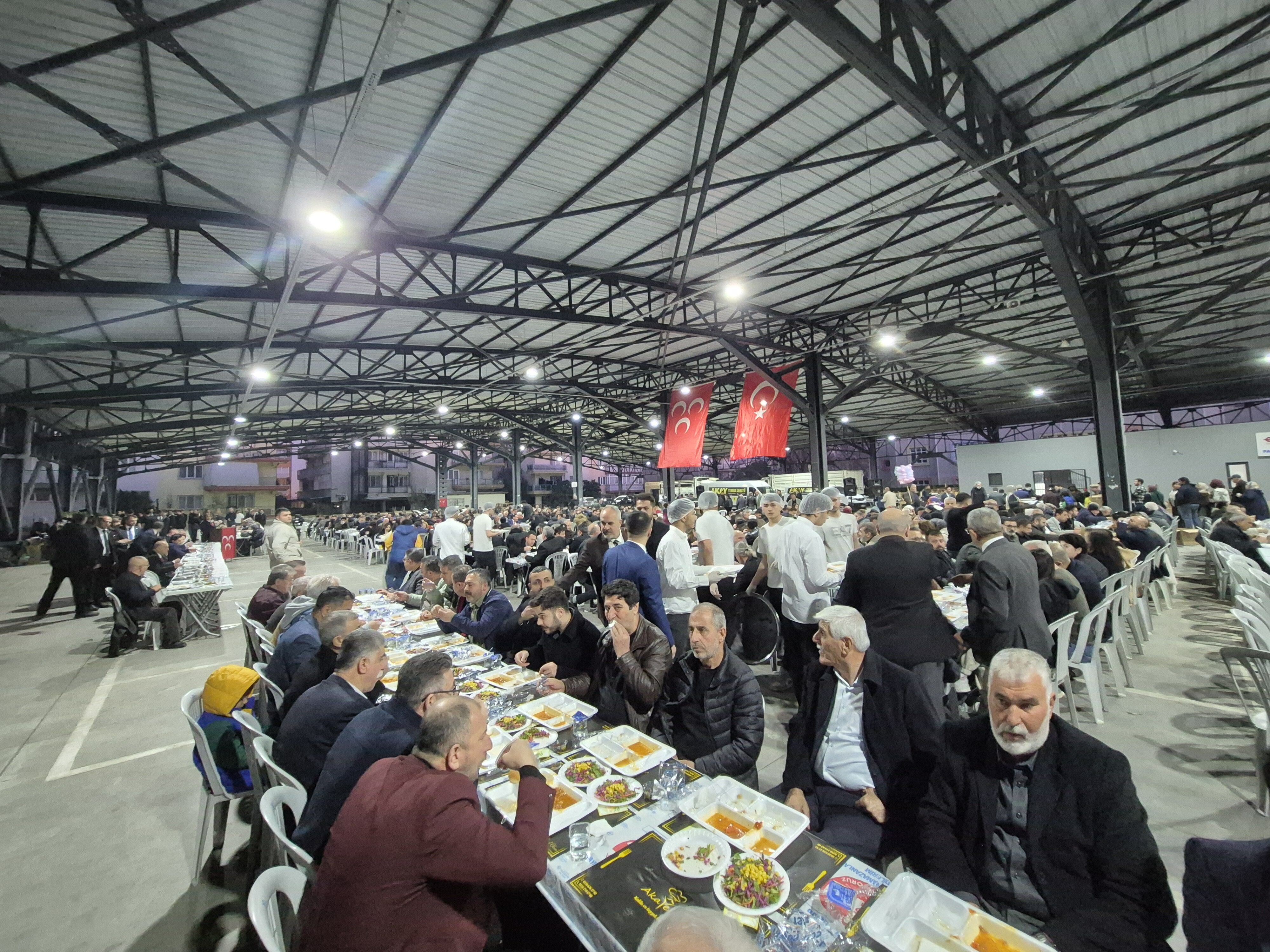 Mhp Aydindan Iftar Yemegi Bakan Bayraktar Da Katildi 647004 Ca8F1Fc475795A27D6E4259A6183Ef3C