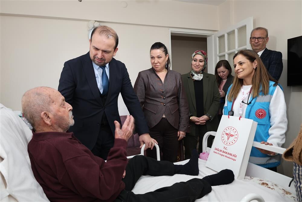 Mudur Senkuldan Evde Tedavi Goren Hastalara Ziyaret 644413 Ac8D169F24Ecaa695E60D598E3Cee474