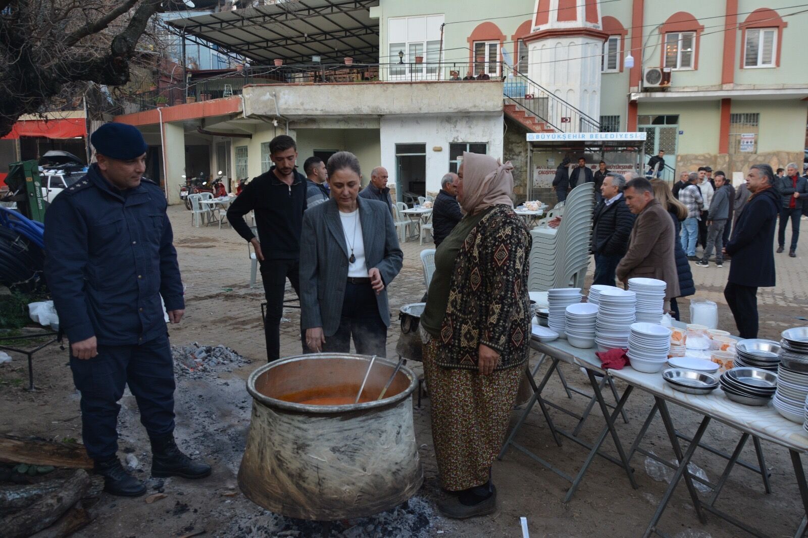 Nazilli Hisarcikta Imece Usulu Iftar Nazillinin 650 Rakimli Kirsal Mahallesinde Binlerce Kisi Ayni Sofrada Bulustu 647419 4Cf2Cc291B603586Ec8E362C7D7A4Bba