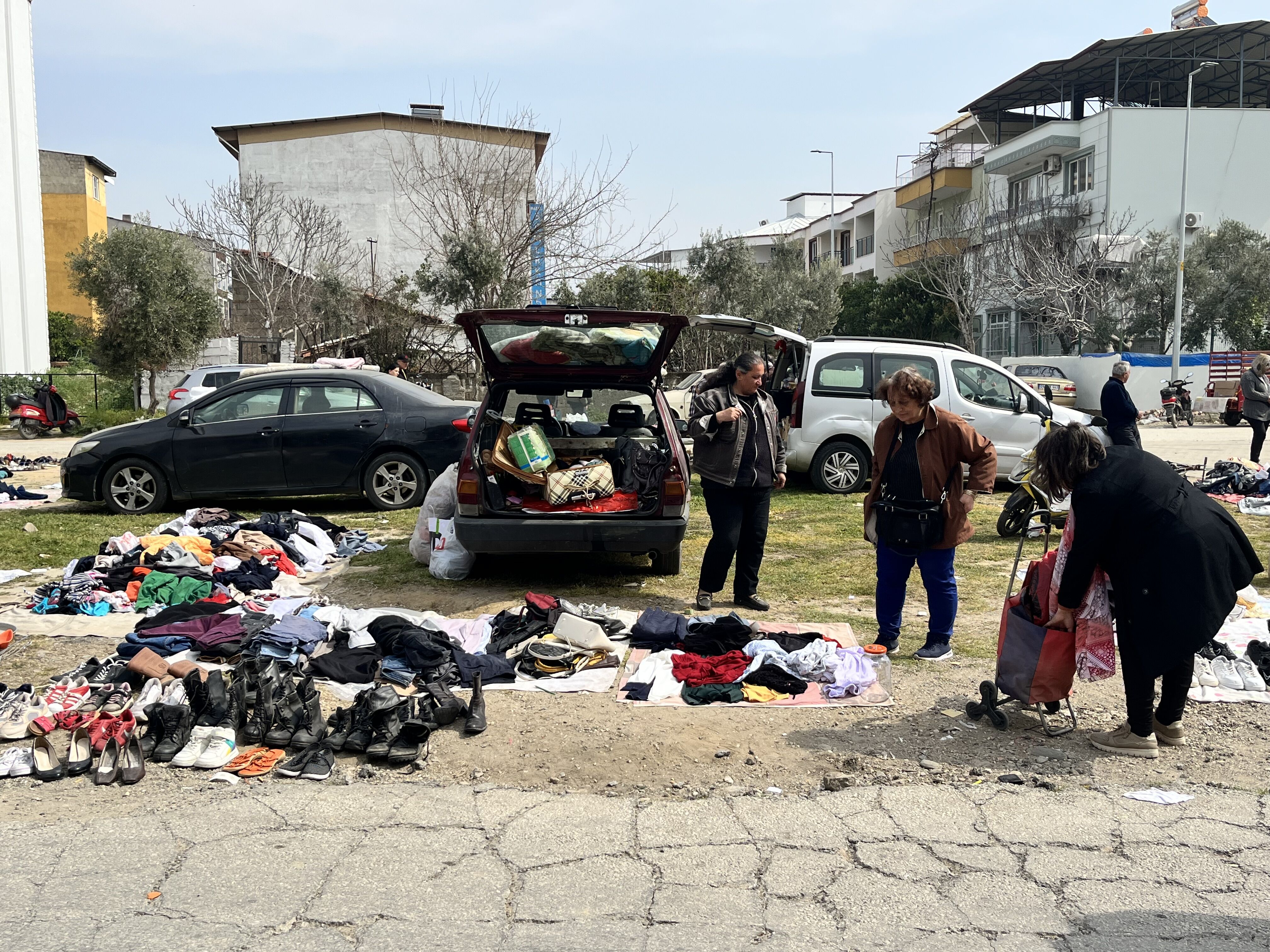 Nazillide Bayram Oncesi Bit Pazarini Alim Gucu Vurdu Olu Fiyatina Istiyorlar 647378 34C210570Ffd2D1Ff0F8057Aaa7Fafca