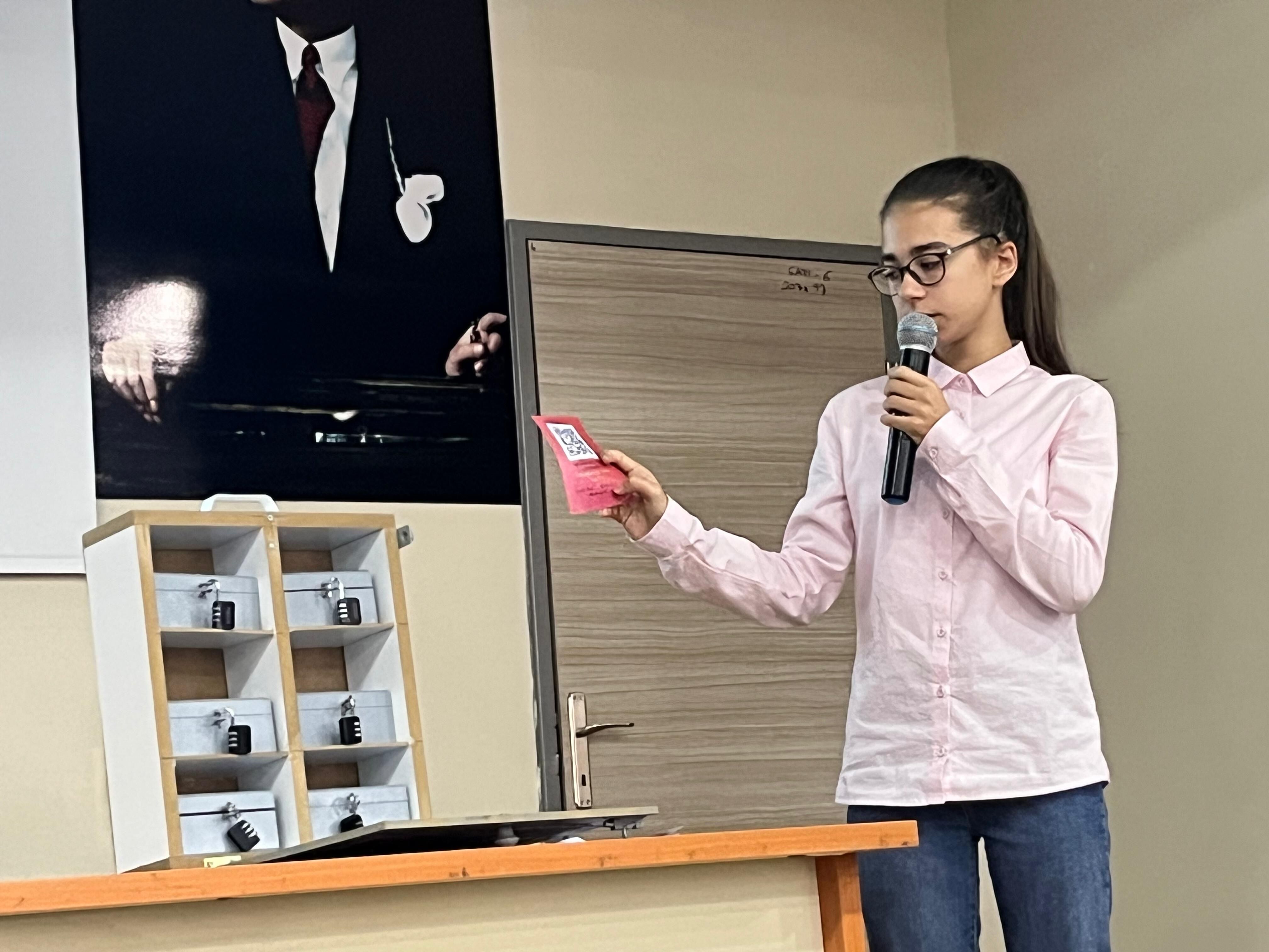 Nazillide Gururlandiran Tablo Bilim Ve Kalite Odullendirildi 649583 97556668D898C7161F6Df2Af116F3530