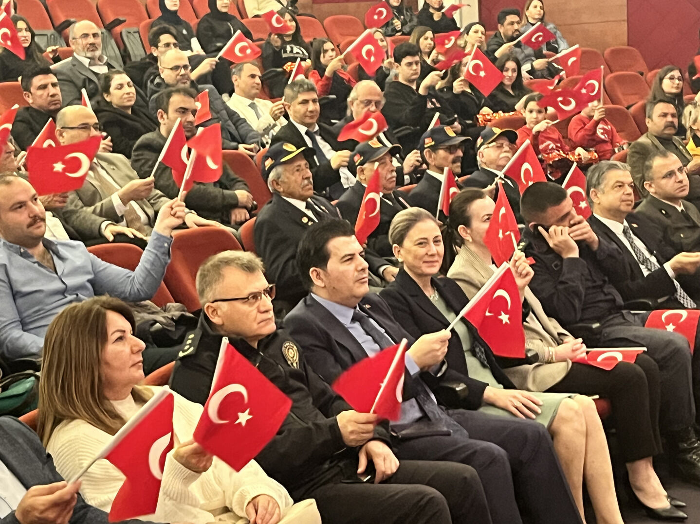 Nazillide Istiklal Marsinin 105 Yili Duygusal Anlara Sahne Oldu 646588 0Fe773B43A3157247404Fdafb6400A7D