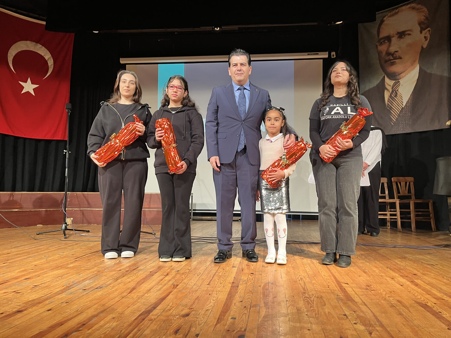 Nazillide Istiklal Marsinin 105 Yili Duygusal Anlara Sahne Oldu 646588 30Ce6C2E21Fd02E41477A8Aaa3091042