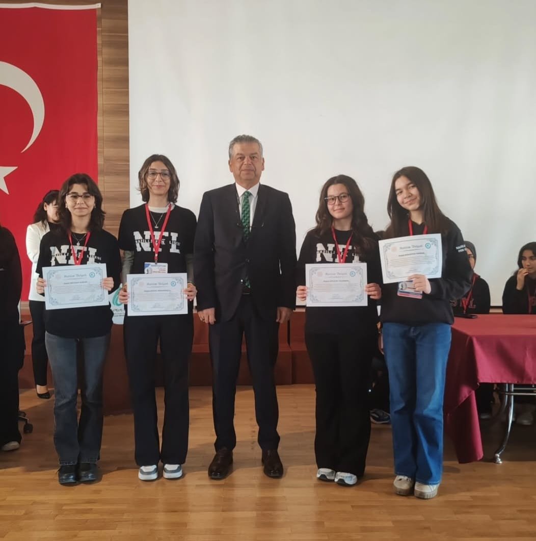 Nazillide Korkma Gencligin Ruhu Burada Sempozyumu Duzenlendi 648394 699Fff3B6428E6B837F8266290751D50