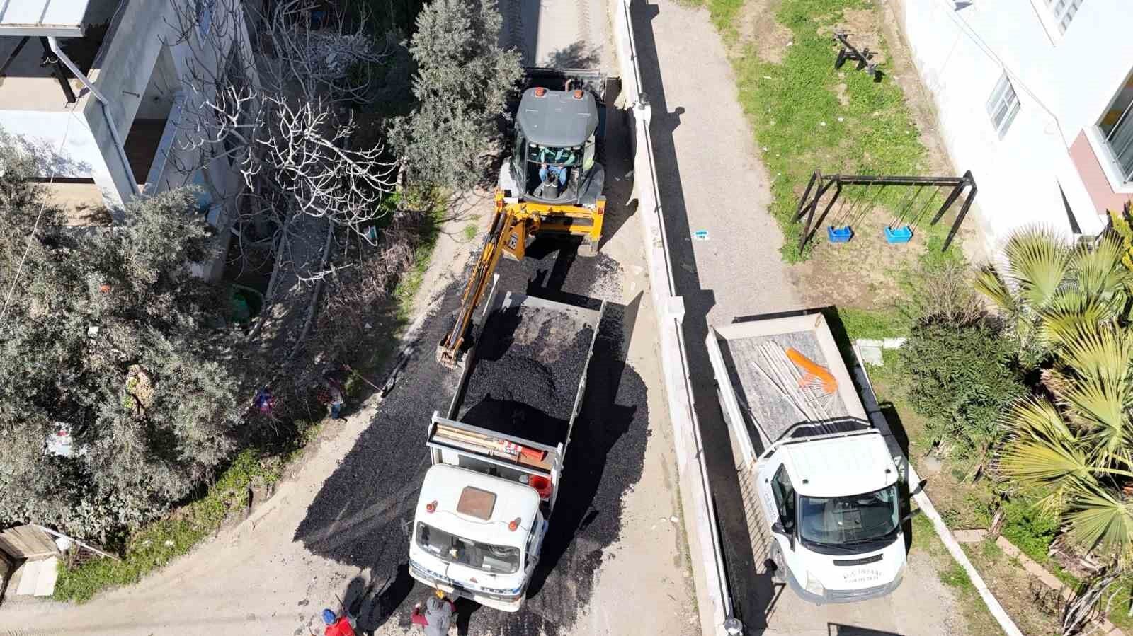 Nazillide Yol Calismalari Suruyor C90Cf2Fc8A5B72Dd6Aeab286025E4Afb