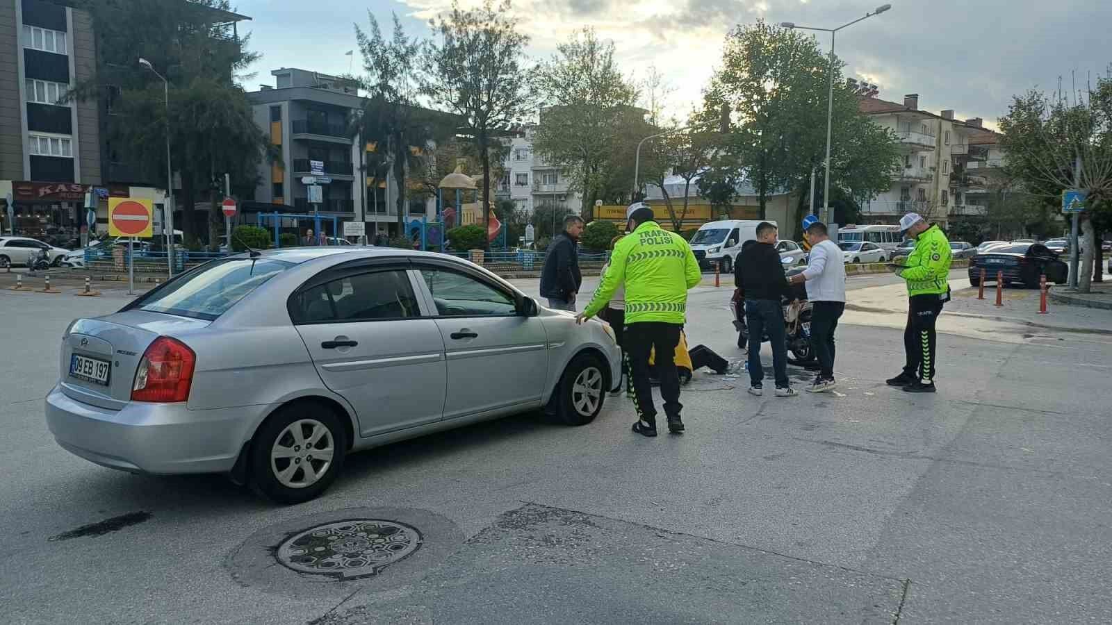 Otomobil Ile Motosiklet Carpisti 2 Yarali E91A6B0244Fc35901922Ed1B01569425