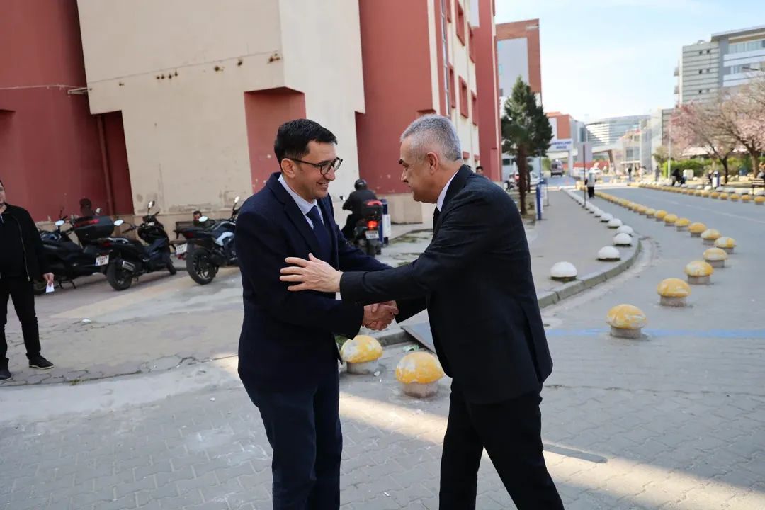 Savastan Adu Hastanesine Ziyaret 647737 4D8Df564Df8581Ab2C044135Cc92B8E7