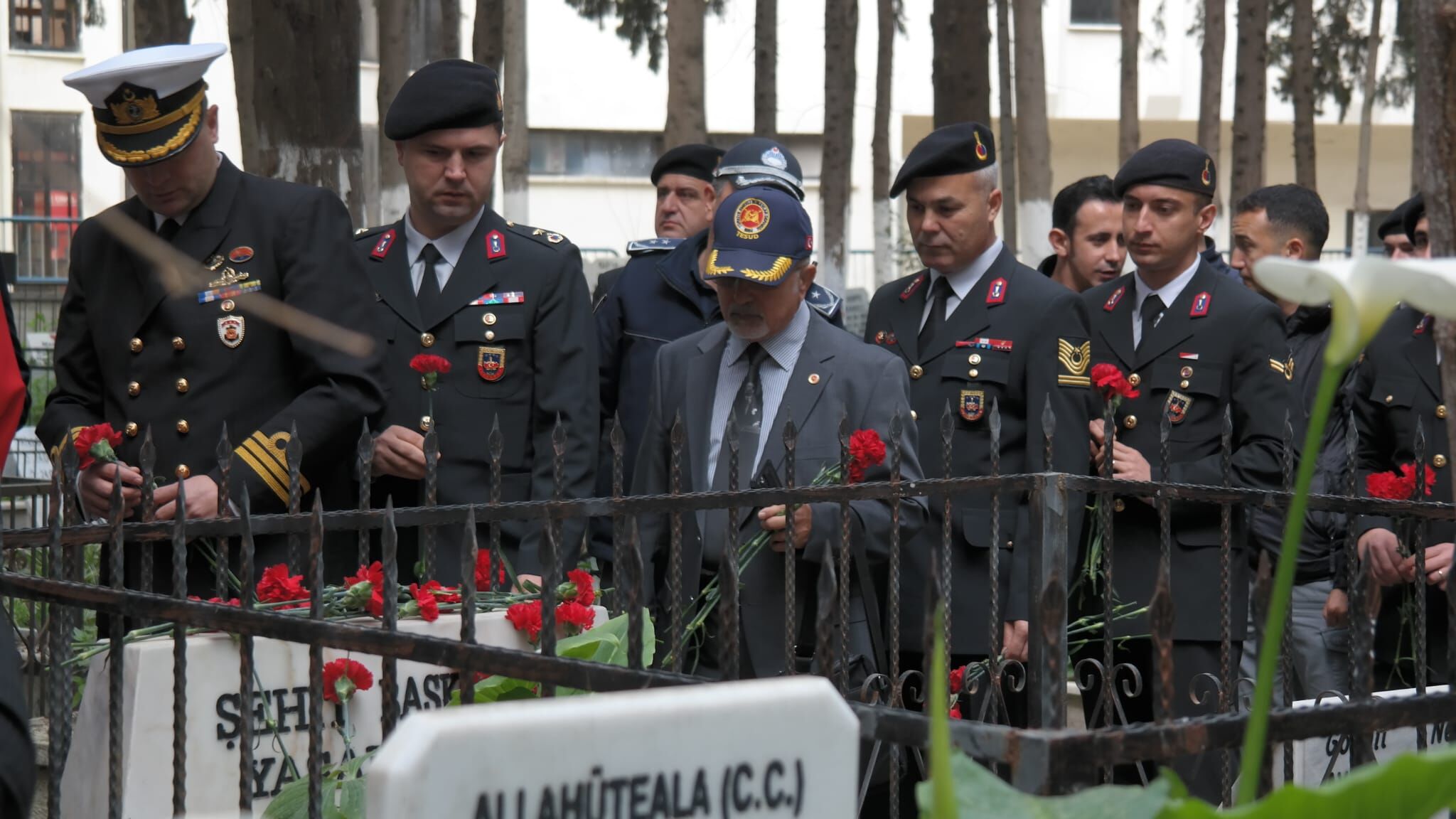 Sehitlerimiz Kusadasinda Torenle Anildi 648231 9187Cf2Aaa6D69A6Cd44362Bfb353E0A