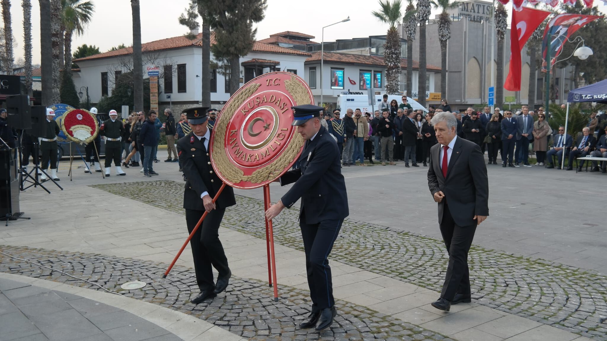 Sehitlerimiz Kusadasinda Torenle Anildi 648231 Ab4273Fc9Aac0Dc4484B197B4A8140Aa