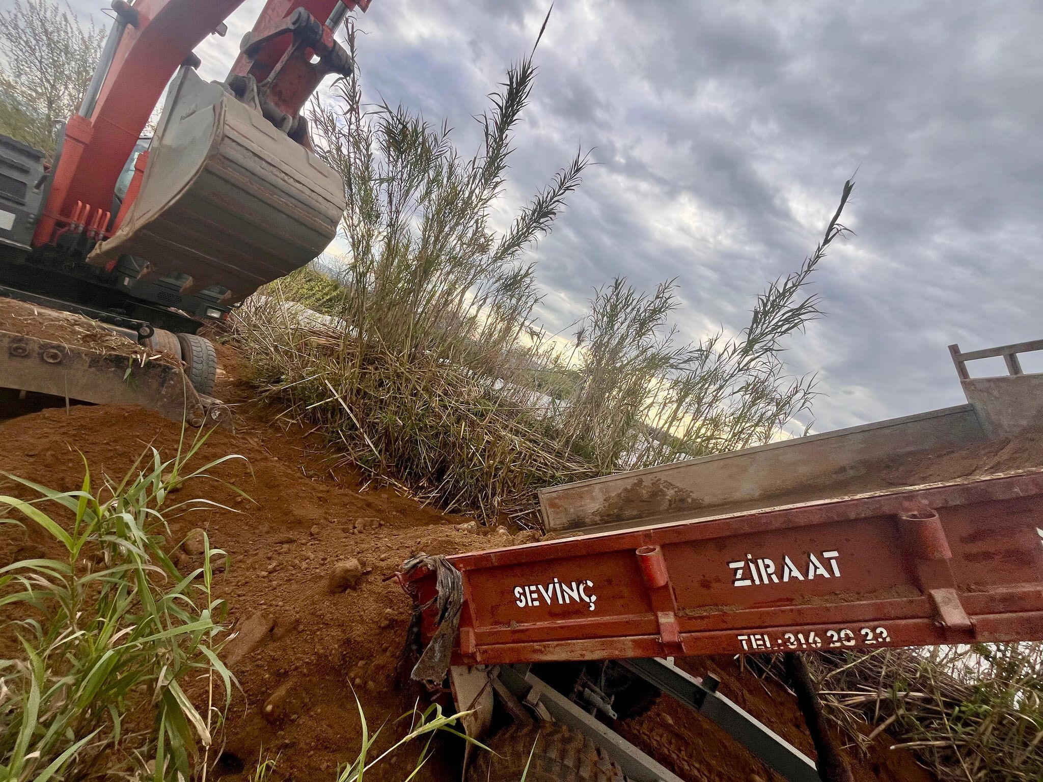 Sultanhisarda Ekipler Sahada Yaralarimizi Birlikte Saracagiz 651321 3Fac2733A2B57Bd5Fea73A3F5A597E13