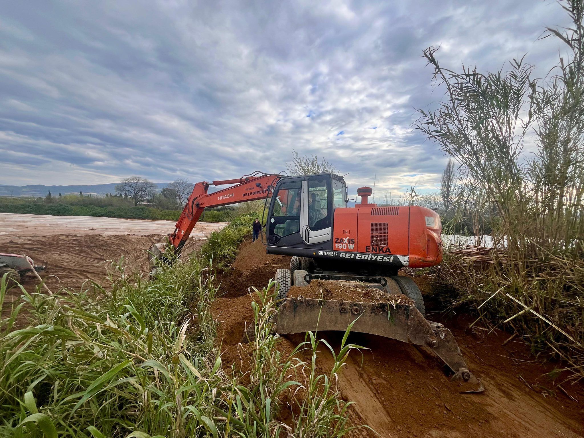 Sultanhisarda Ekipler Sahada Yaralarimizi Birlikte Saracagiz 651321 50Af922B52Fbe4C89140B70D47B1Fef9