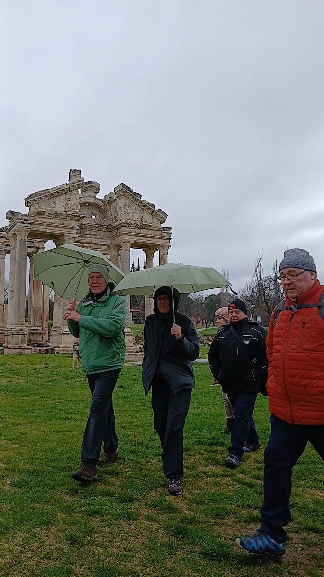 Turistlerin Afrodisias Saskinligi 643339 B482Ad682E0D7F2E3636Fd7755F49Ef1