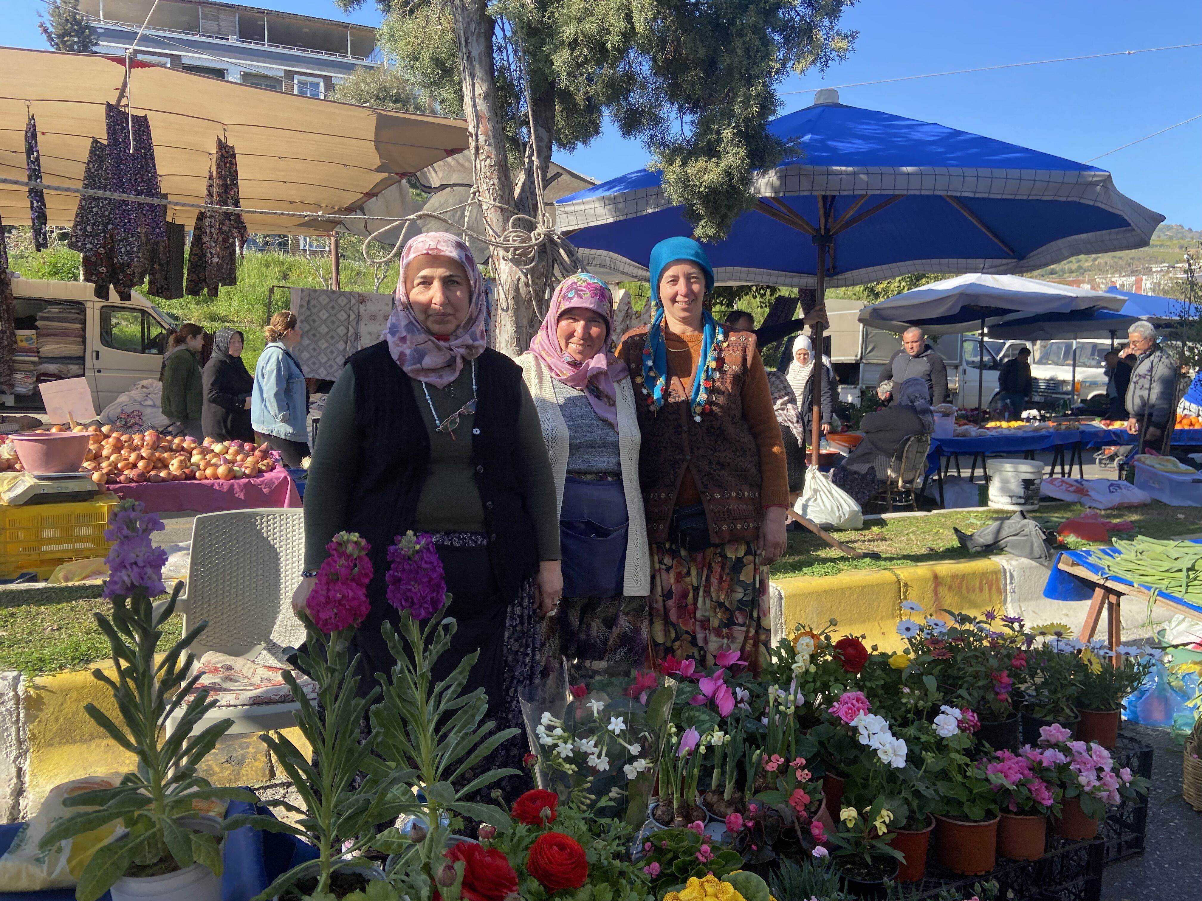 Urunleri Kadar Gulusu De Dogal Olan Kadin Nurgul Balli 645375 5A1F129D891A48D97F6F0A626Bc88596