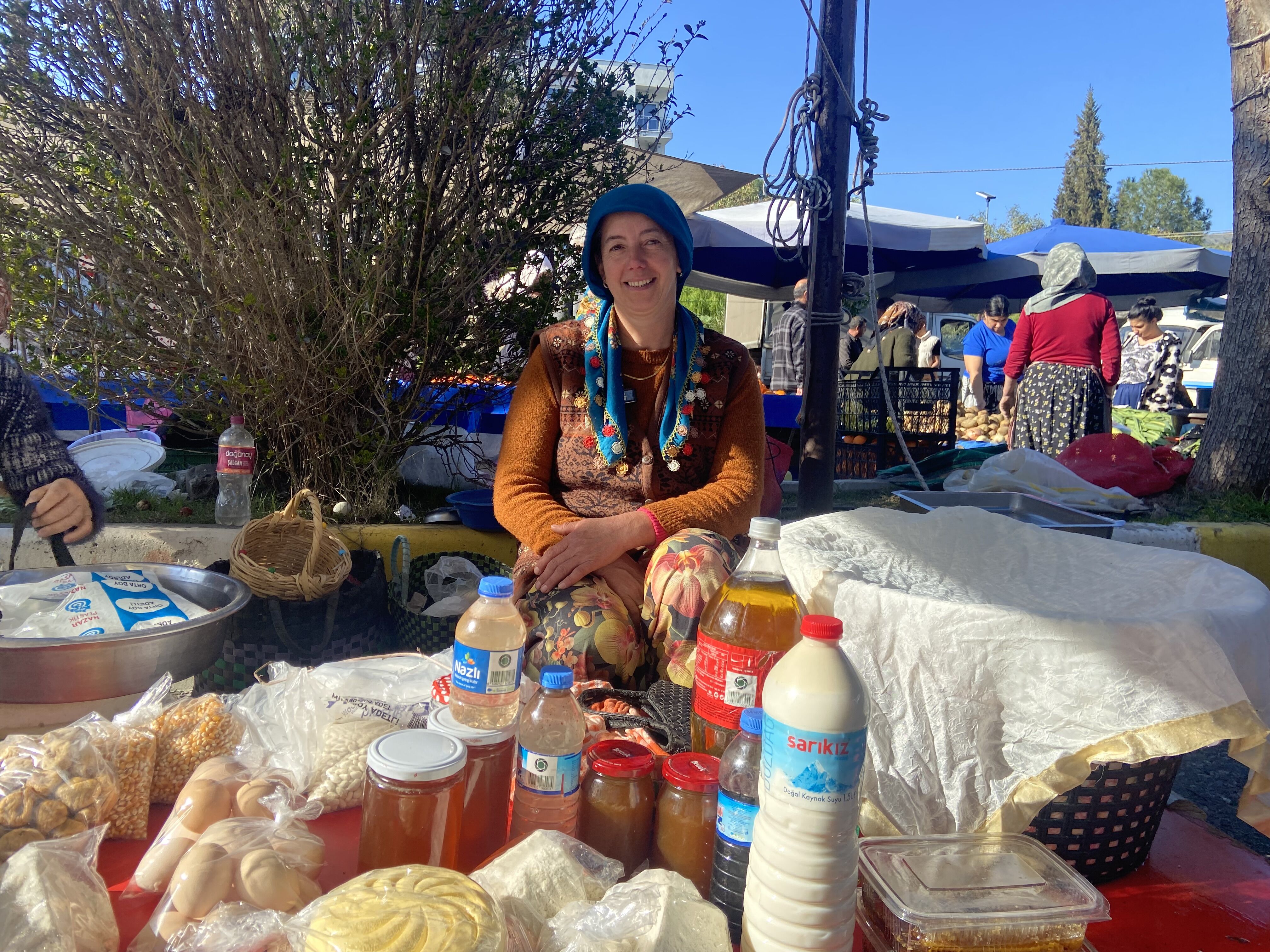 Urunleri Kadar Gulusu De Dogal Olan Kadin Nurgul Balli 645375 A4475Fb5Bf777630B84D87265A31A316