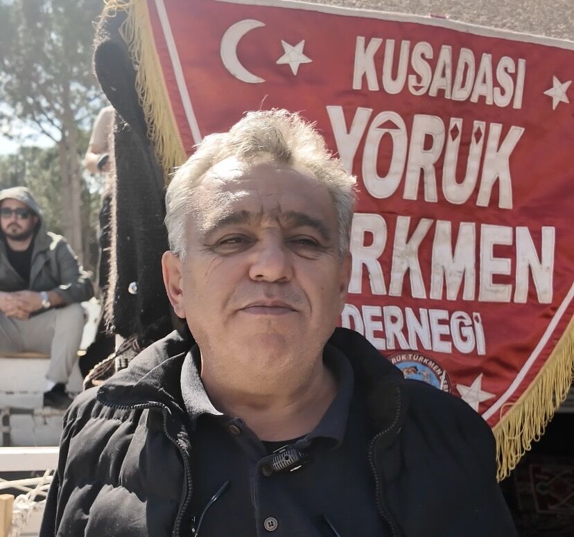 Vatandaslar Mikrofonumuza Konustular Deve Gureslerini Cok Ozlemisiz 645383 Ff0339106Fb47871Efe0A188923Ba9A5