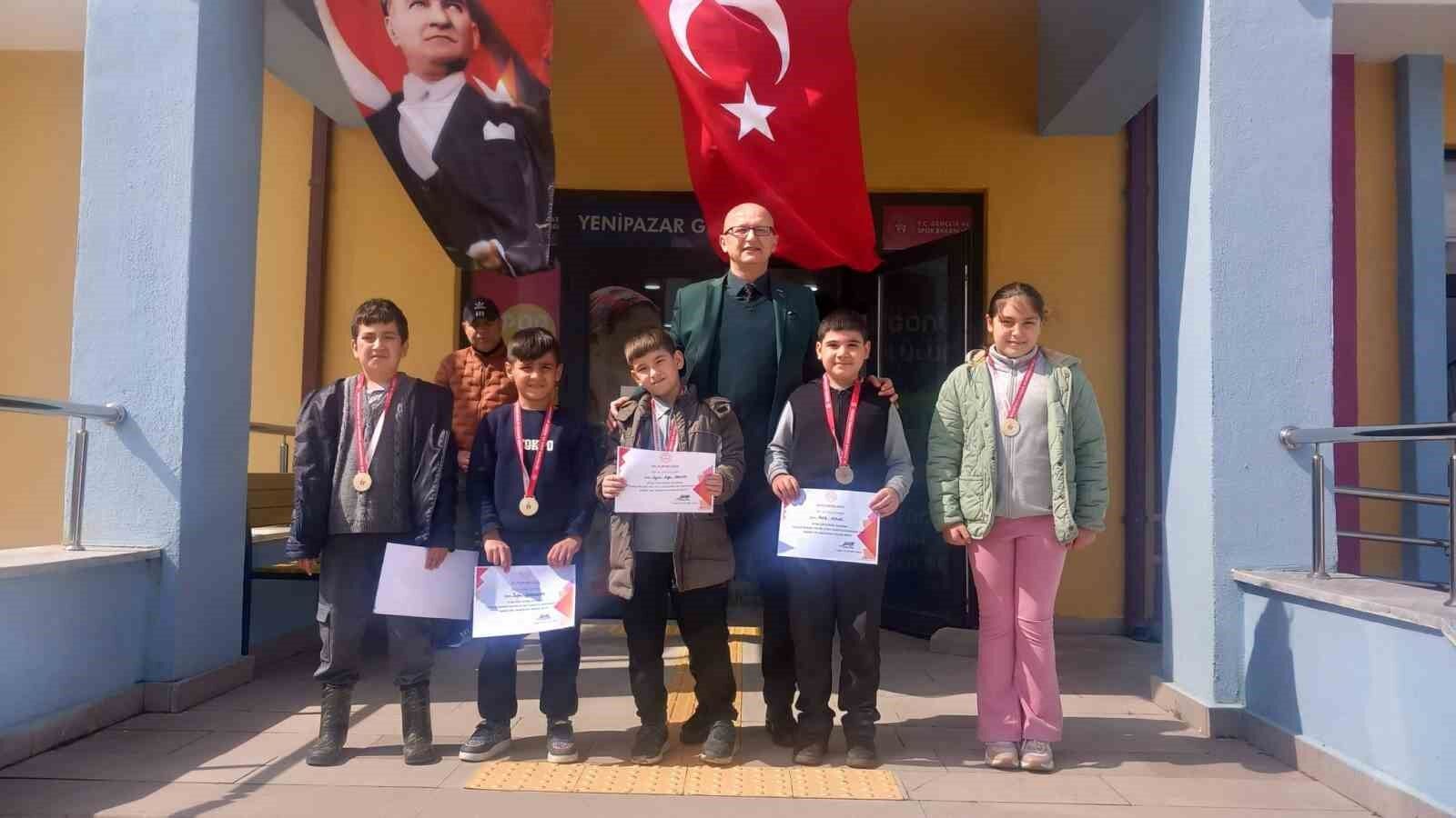 Yenipazarda Minik Zihinler Yaristi Sampiyonlar Belli Oldu 8E0Ba870B75Eeb5A1F7Ac812B383Dfaf