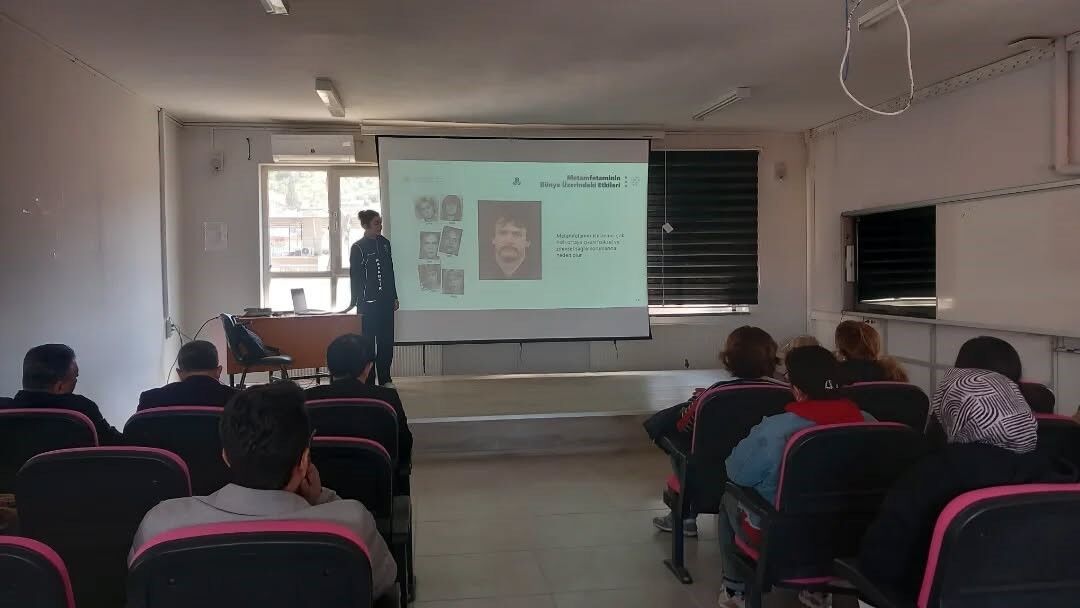 Yenipazarda Veliler Bagimlilikla Mucadele Konusunda Bilgilendirildi 91276367C28B276D34D2024046653E17