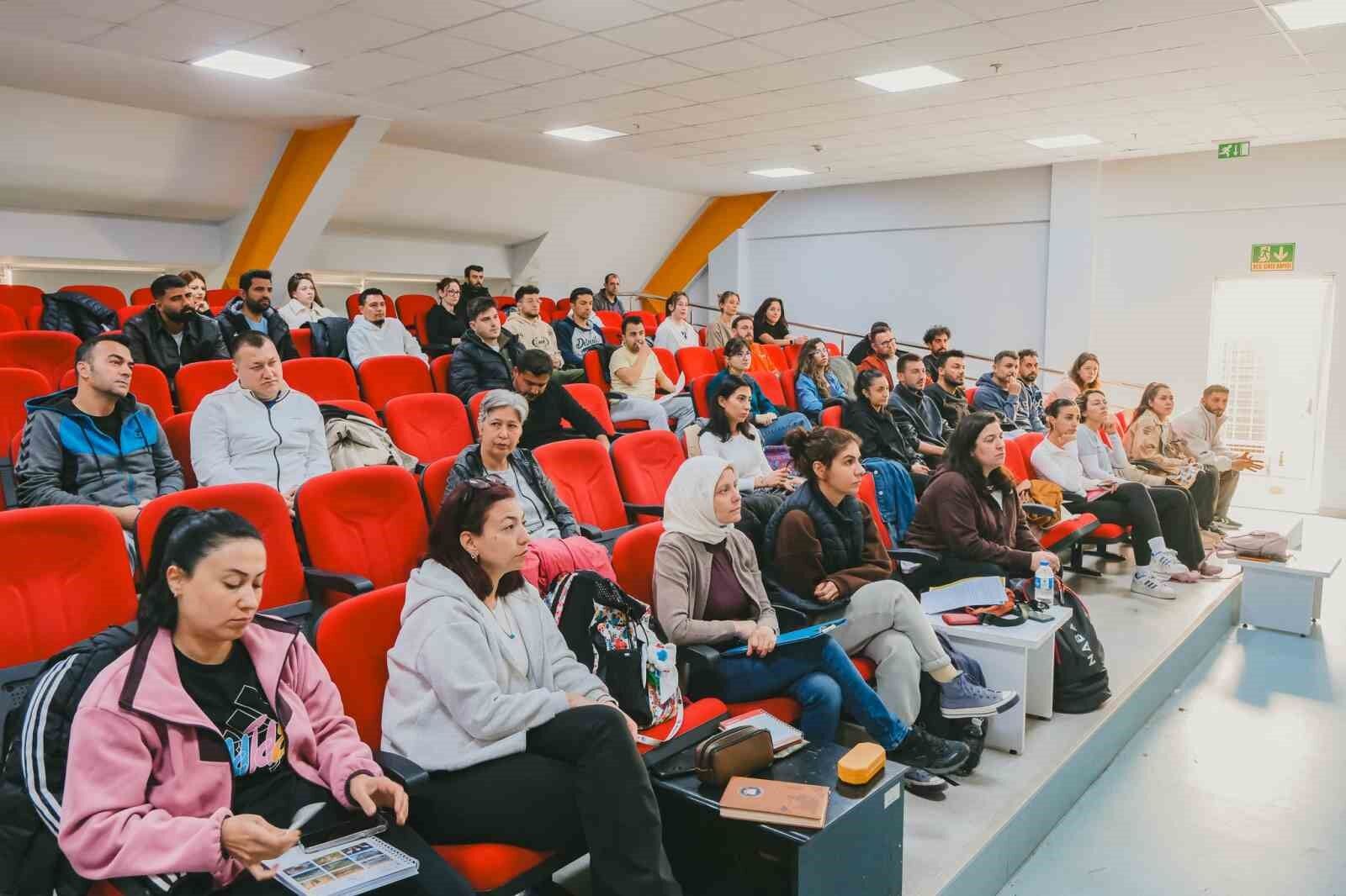 Yuzme Antrenorluk Kursu Aydinda Basladi 98941915Bc09D14703B42272Ceada5B9