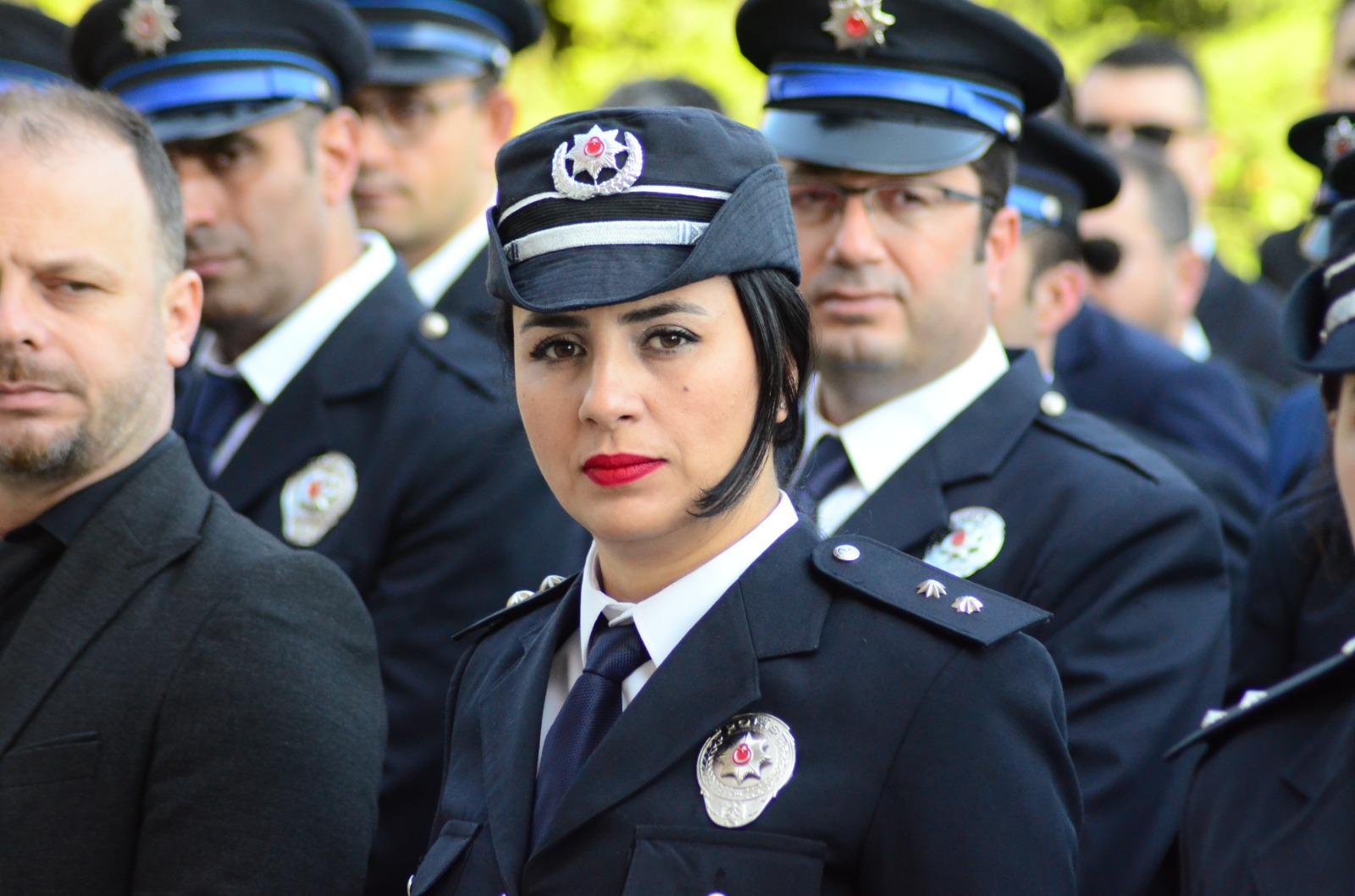 380E0645 Fdb0 4Cbd A089 D64E821337Fb