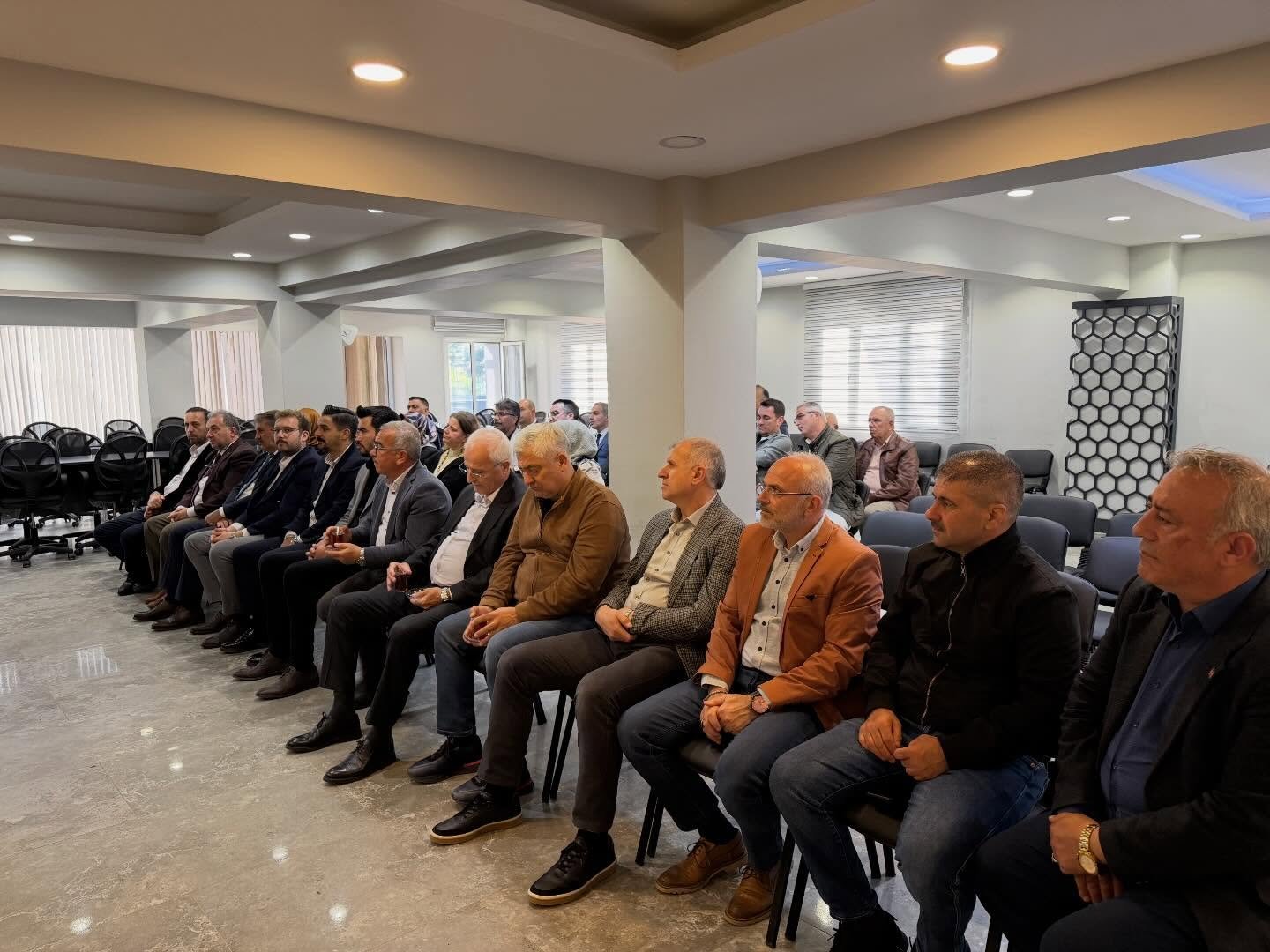 Ak Parti Aydinda Yol Haritasi Belirlendi 654793 4Eeb3B