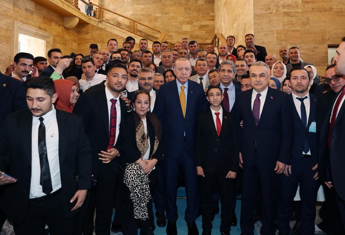 Ak Parti Kuyucaktan Ankara Cikarmasi Erdogan Ile Poz Verdile 655037 4E6F62