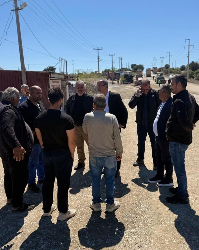 Ak Partili Vela Yol Yapim Calismasini Yerinde Inceledi 656610 576B6F