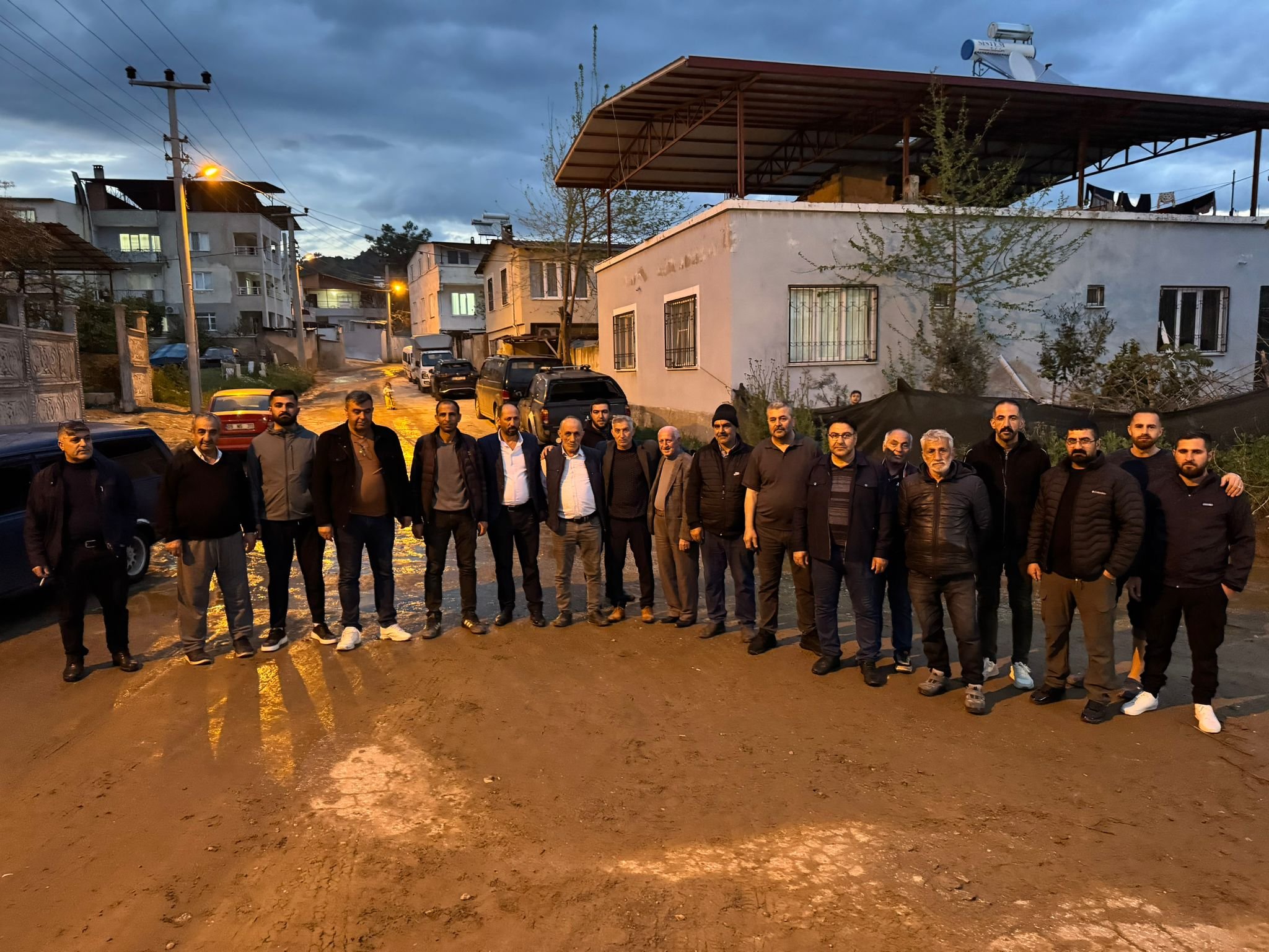 Aski Ekiplerinden Nazillide Yogun Mesai Baskan Cercioglu Duyarsiz Kalmadi 652641 986Fe51Ffd117Fbd6458135248Cbf740