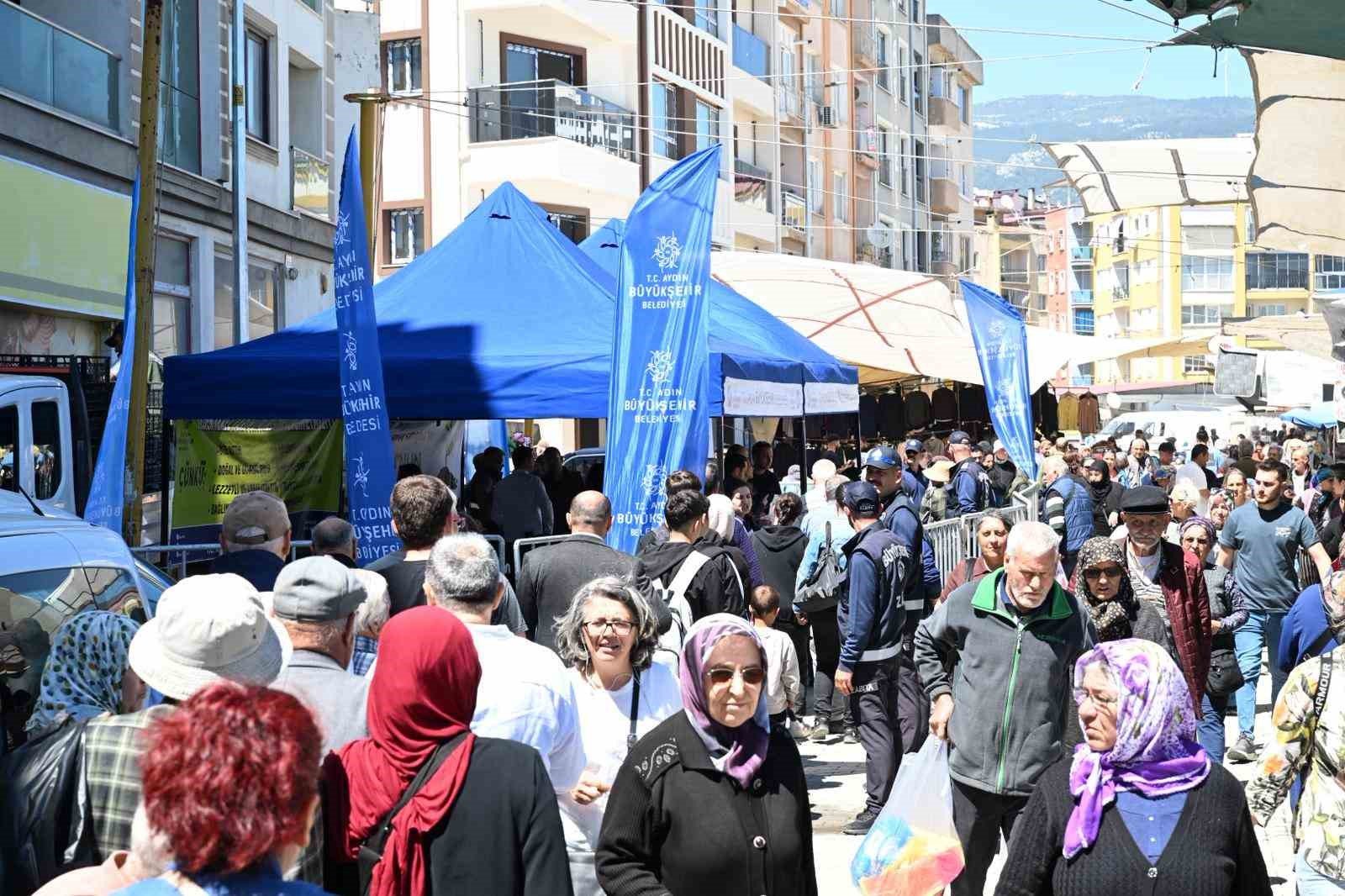 Aydin Buyuksehir Belediyesi Soke De Binlerce Fideyi Vatandaslarla Bulusturdu 1777466708736 10470