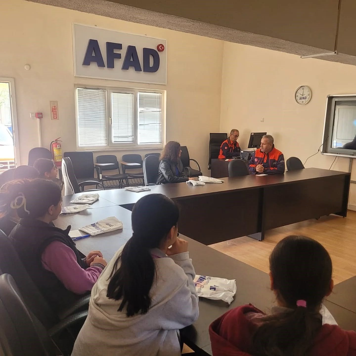 Aydin Da Ogrencilere Afet Farkindaligi Egitimi 1776149112240 172787