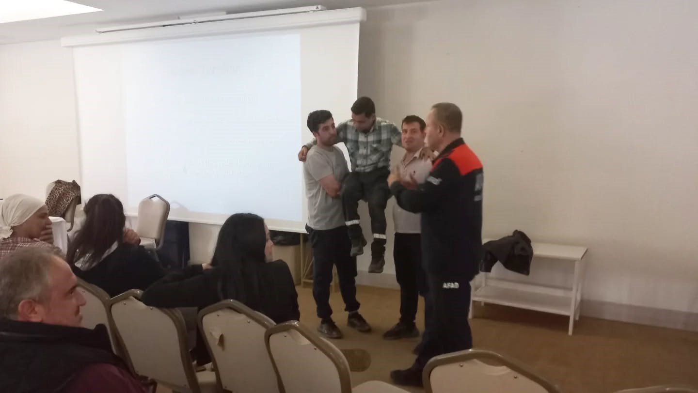 Aydin Da Otel Personeline Afet Farkindalik Egitimi Ve Tatbikat 1777206003205 47209