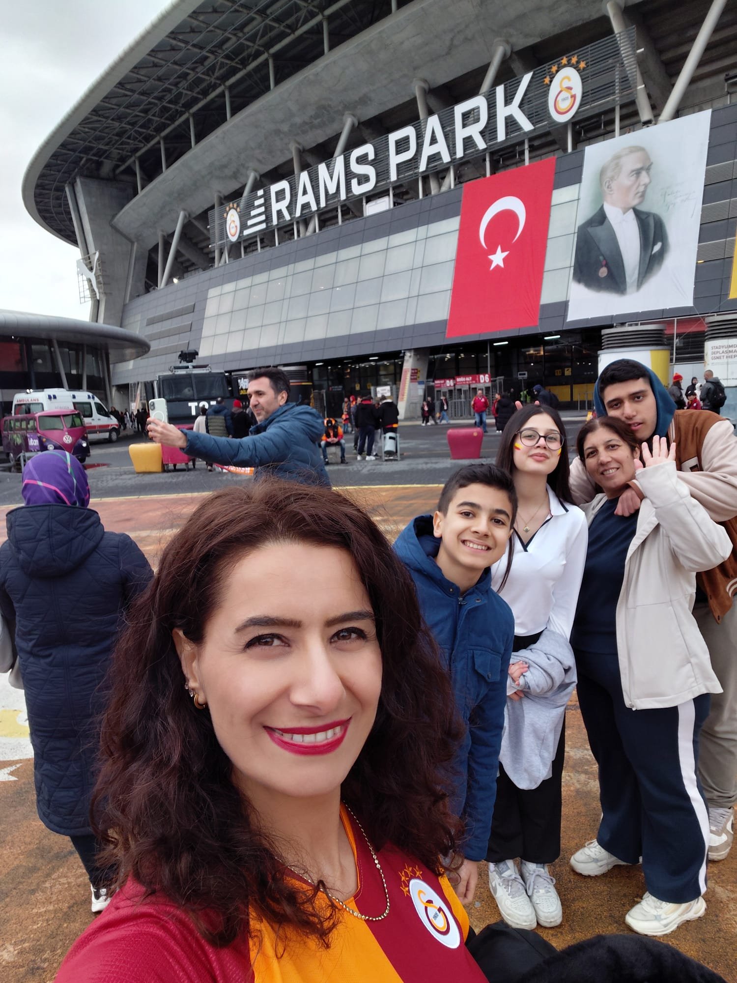 Aydin Galatasaray Derneginden Anlamli Etkinlik 23 Nisanda Ka 657188 19236D