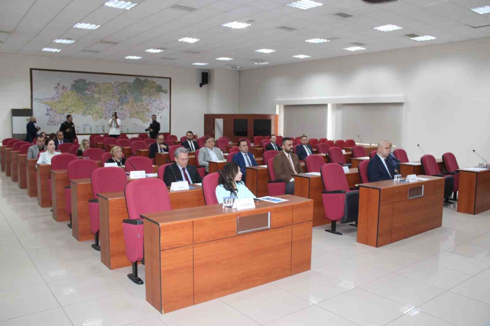 Aydin In Kayitli Isgucu Sayisi 100 Bin Oldu 1777371903543 162169