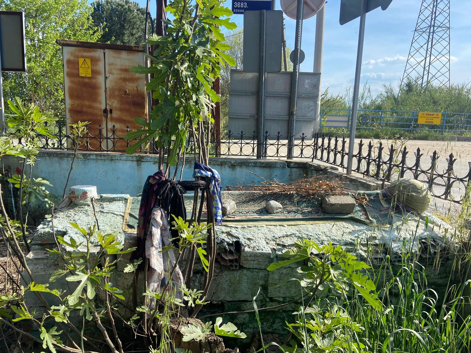 Aydinda Gizemli Mezar Yuzyillardir Sirrini Koruyor 655091 62377E