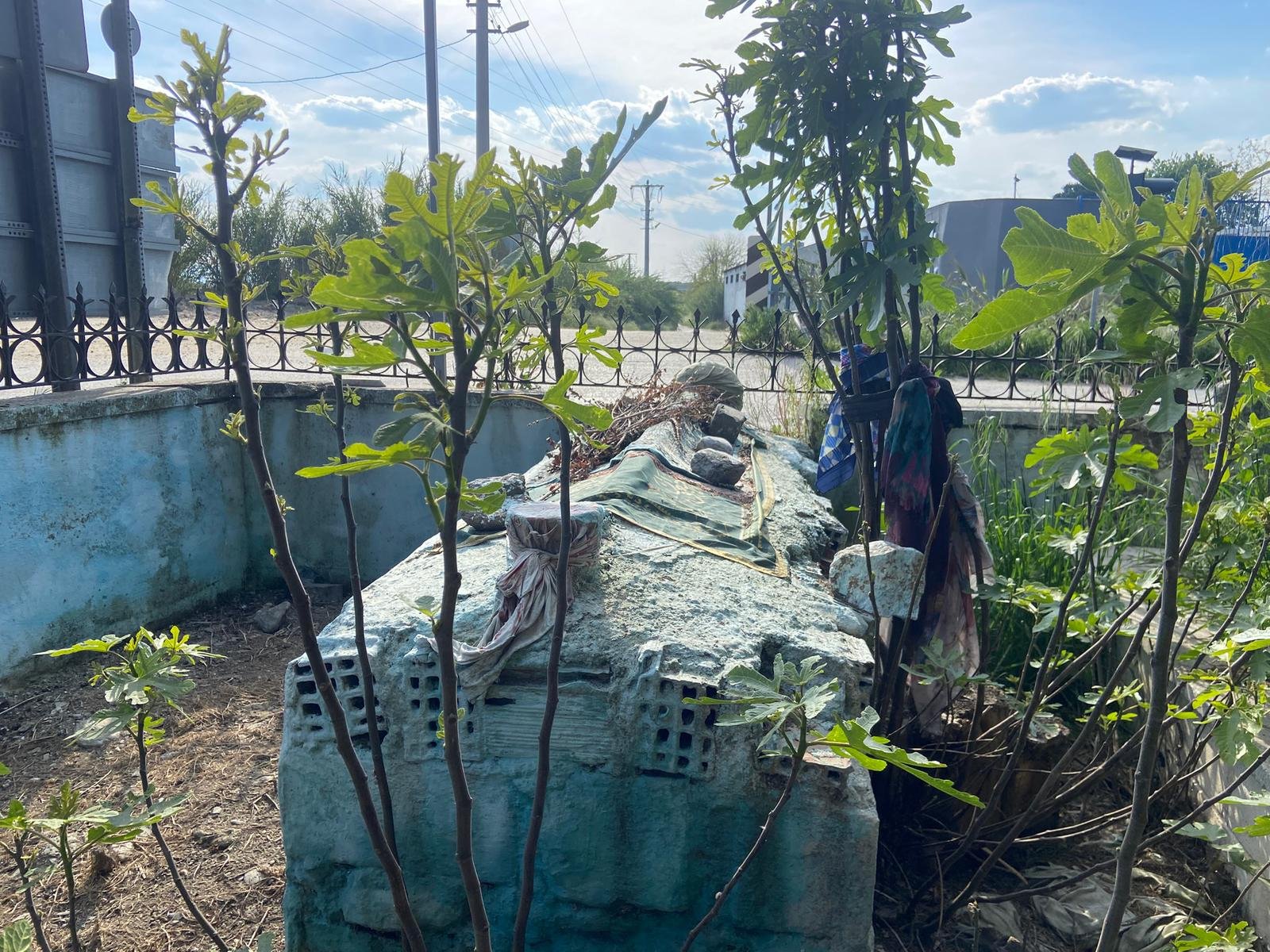 Aydinda Gizemli Mezar Yuzyillardir Sirrini Koruyor 655091 Af68B4