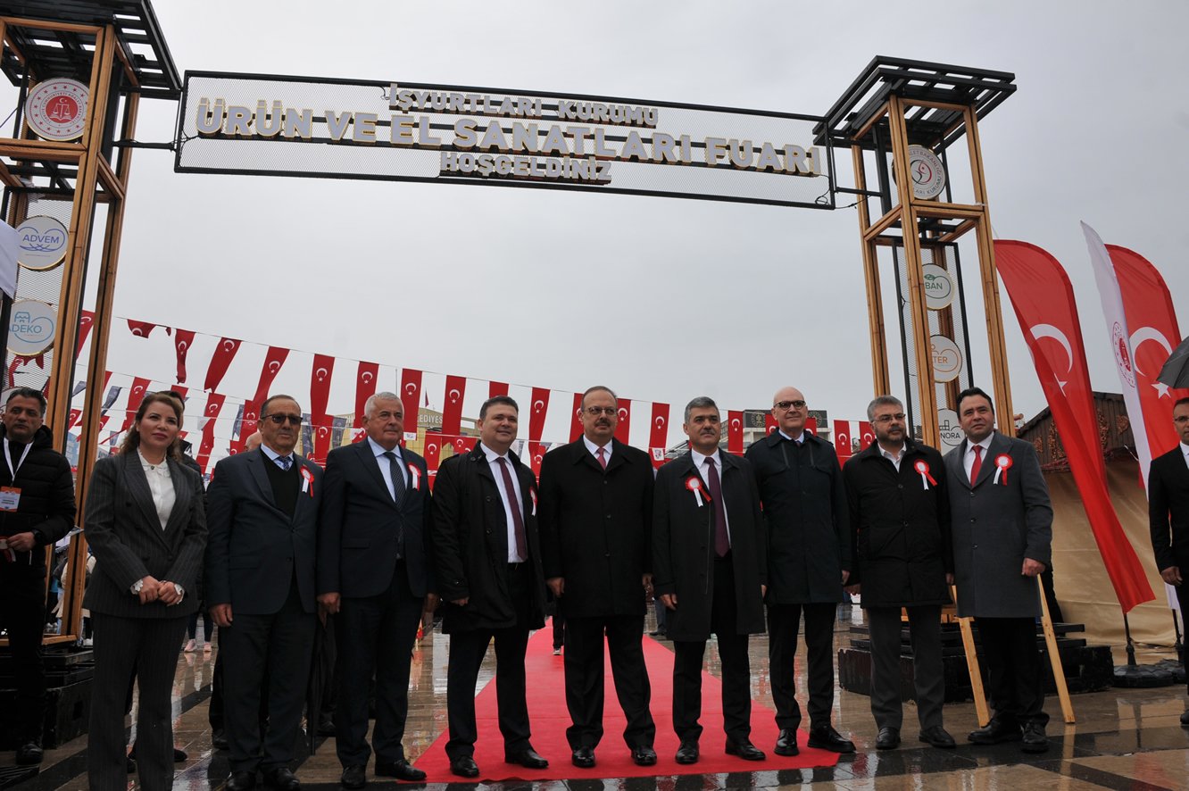 Aydinda Hukumlulerin Urettigi Urunler Ziyaretcilerle Bulustu 652408 1A722B1D8E8F877E38727638B42C908E